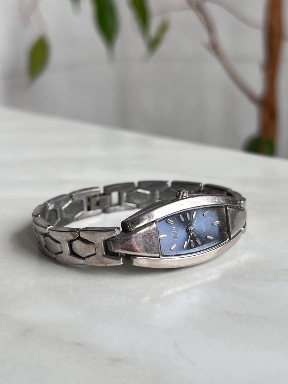 Japanese Brand × Vintage Vintage Japanese style futuristic Steel Blue Logo Watch Size ONE SIZE - 2 Thumbnail
