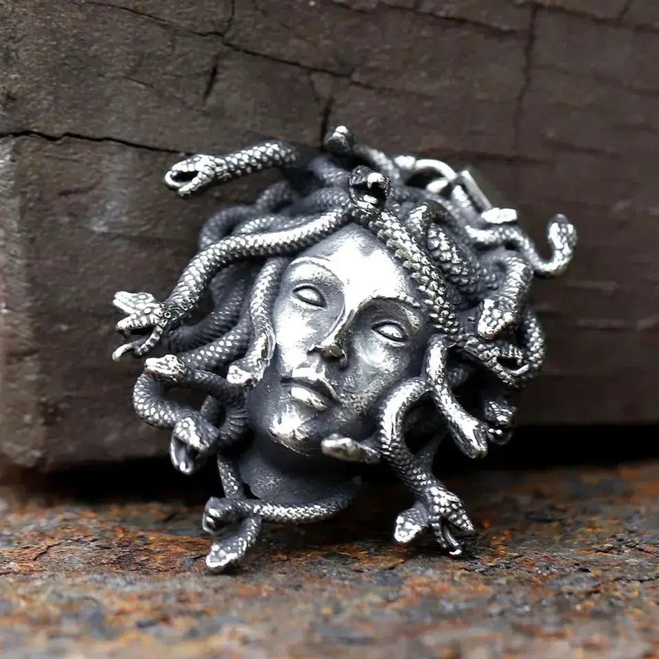 Jewelry Snake Pendant Necklace Size ONE SIZE - 2 Thumbnail