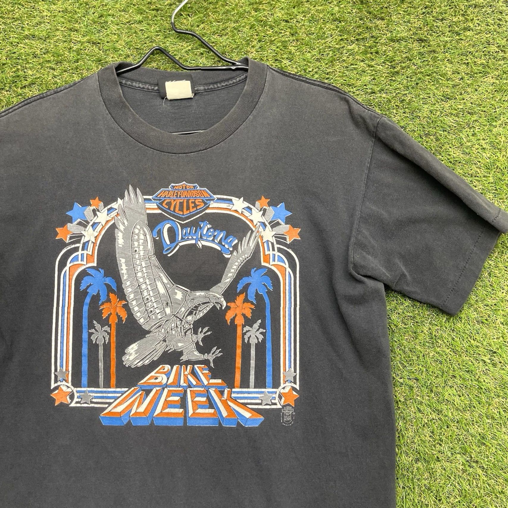 Harley Davidson VINTAGE Harley-Davidson Daytona Bike Week T-Shirt Eagle 80s 90s 3D Black L Mens Short Sleeve Crew Neck Graphic Print Size US L / EU 52-54 / 3 - 3 Thumbnail