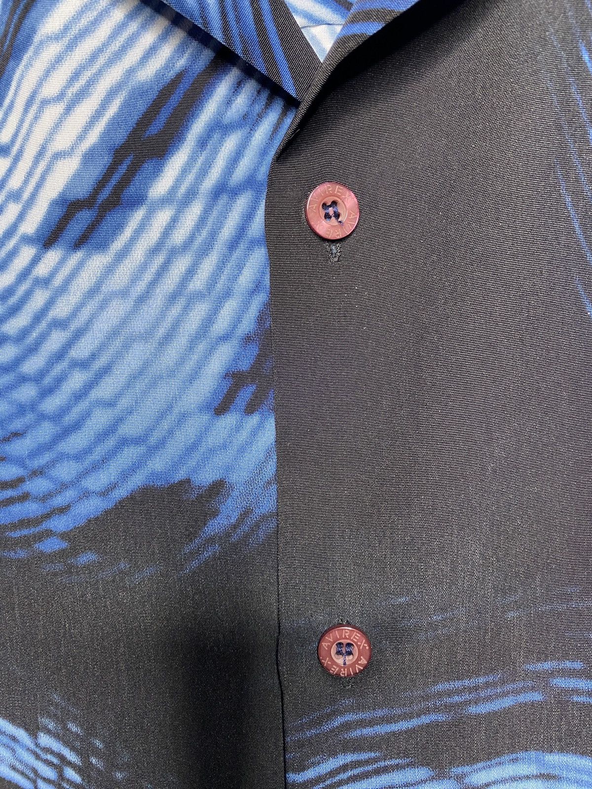 Avirex Avirex shirt made of slippery oversized material Size US XL / EU 56 / 4 - 9 Thumbnail