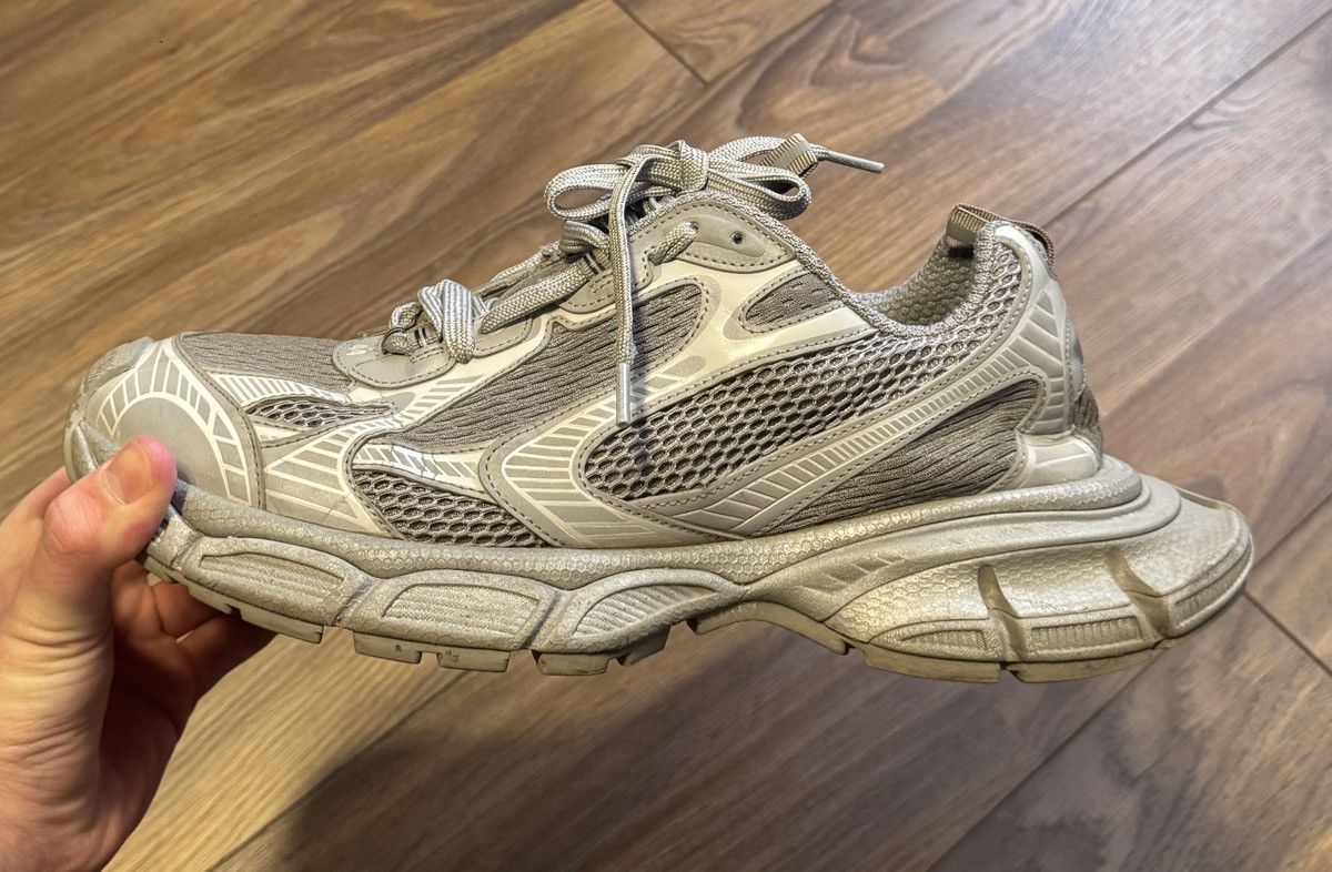 Balenciaga Balenciaga 3XL Grey Sneakers Size US 11 / EU 44 - 10 Thumbnail