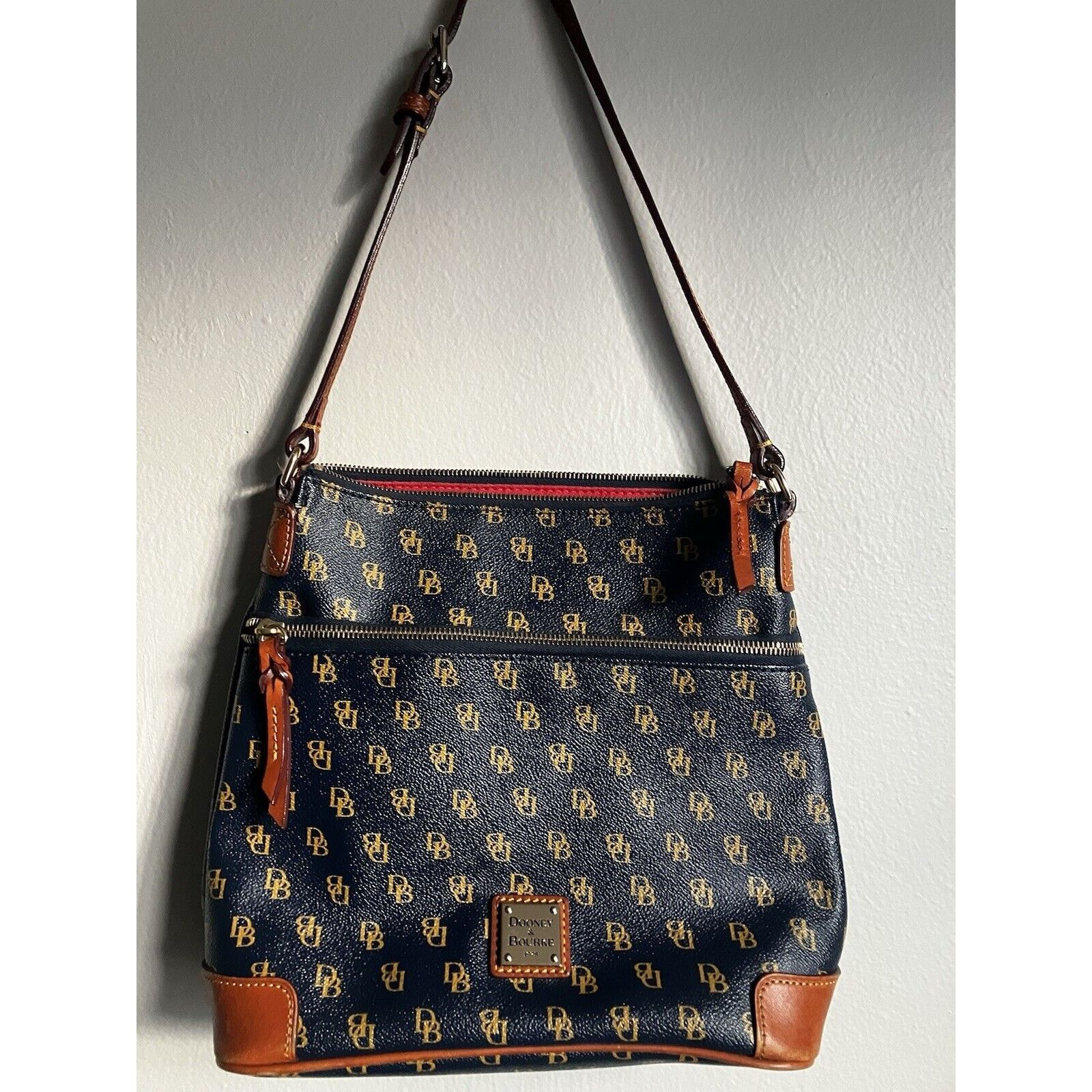 Dooney & Bourke Dooney & Bourke Gretta Hobo Navy Shoulder EUC Classic Size ONE SIZE - 1 Thumbnail