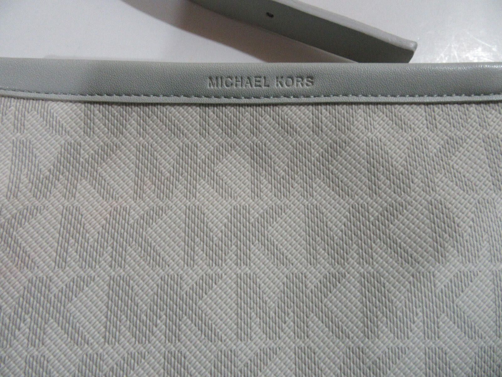 Michael Kors Michael Kors Signature Logo Fanny Pack Belt Bag Wallet XL Size ONE SIZE - 2 Thumbnail