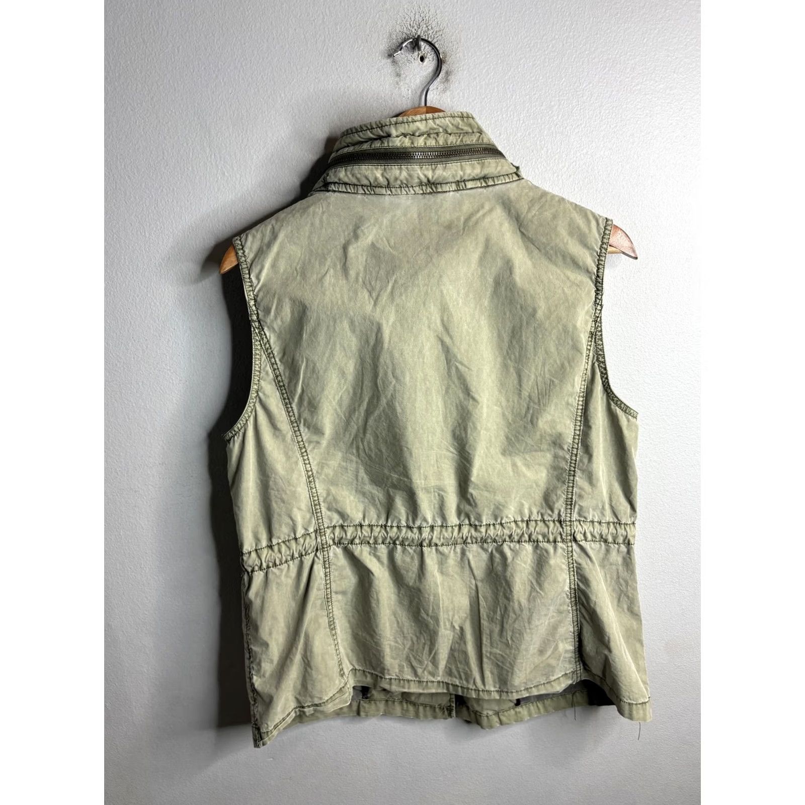 Levi's VINTAGE Levi's Vest Womens Small Green Utility Snap Front Pockets Floral Lined Size S / US 4 / IT 40 - 5 Thumbnail