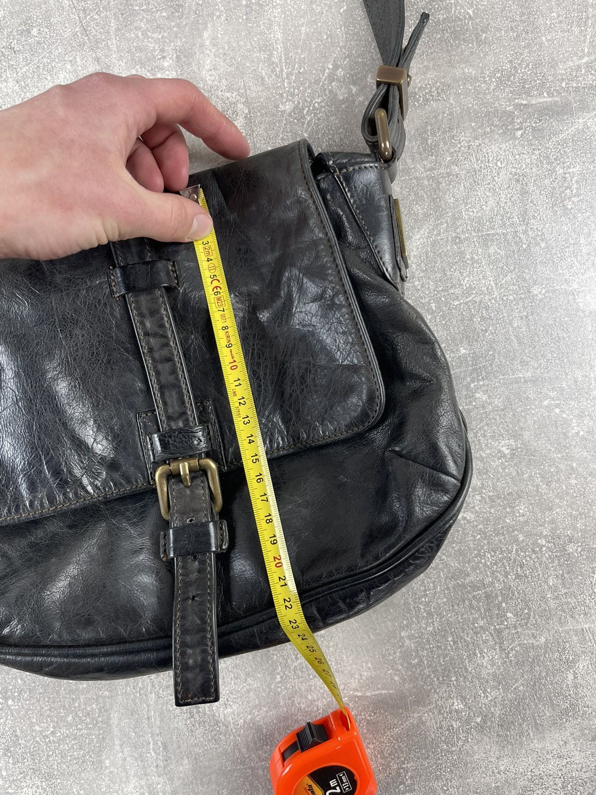 Belstaff × Vintage Belstaff Dark Wax Leather Avant Garde Biker Bag Size ONE SIZE - 11 Thumbnail