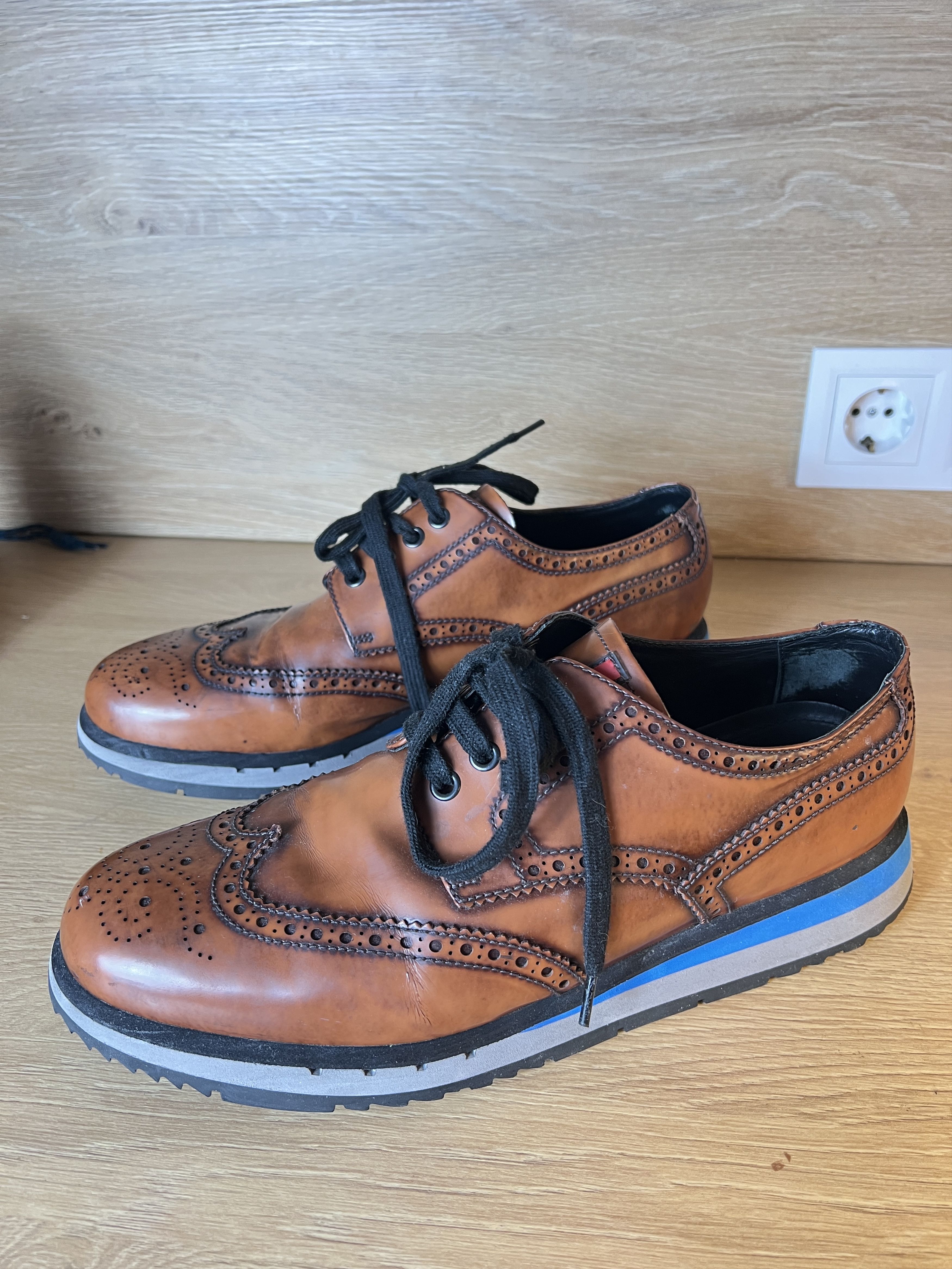 Prada prada brown wingtip lace up round toe leather brogue red tab Size US 9.5 / EU 42-43 - 1 Thumbnail