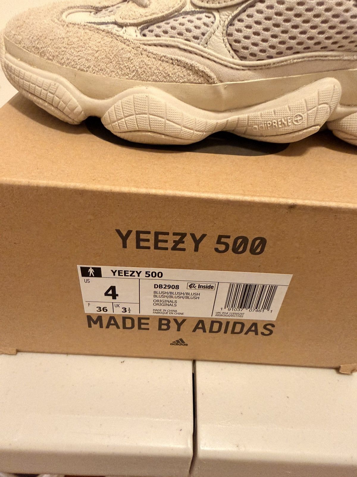 Yeezy Yeezy Boost 500 Blush Size 4 Men / 5.5 Women Size US 5.5 / IT 35.5 - 7 Thumbnail