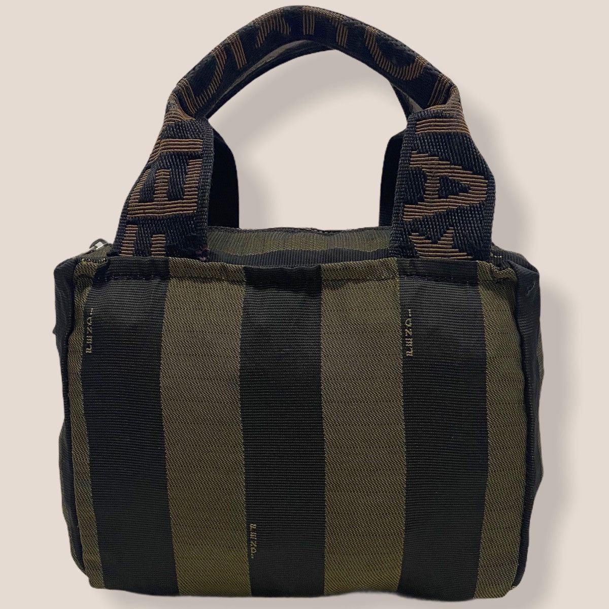 Fendi ‼️LASTDROP‼️AUTHENTIC FENDI ROMA MINI BOX SQUARE CARRY HANDBAG Size ONE SIZE - 2 Thumbnail