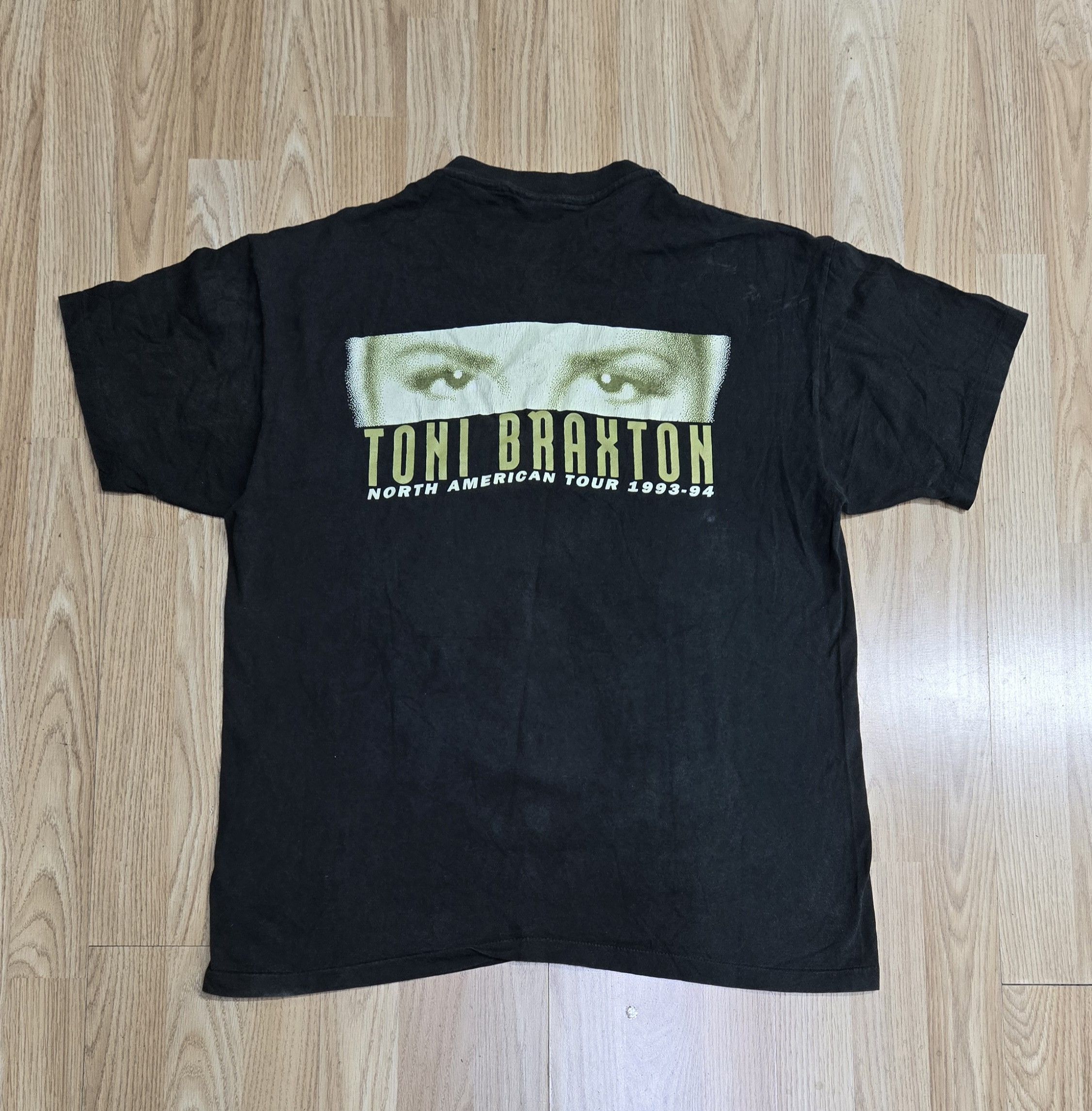 Vintage Vintage 1993 Tony Braxton Tour T-shirt size Size US L / EU 52-54 / 3 - 3 Thumbnail