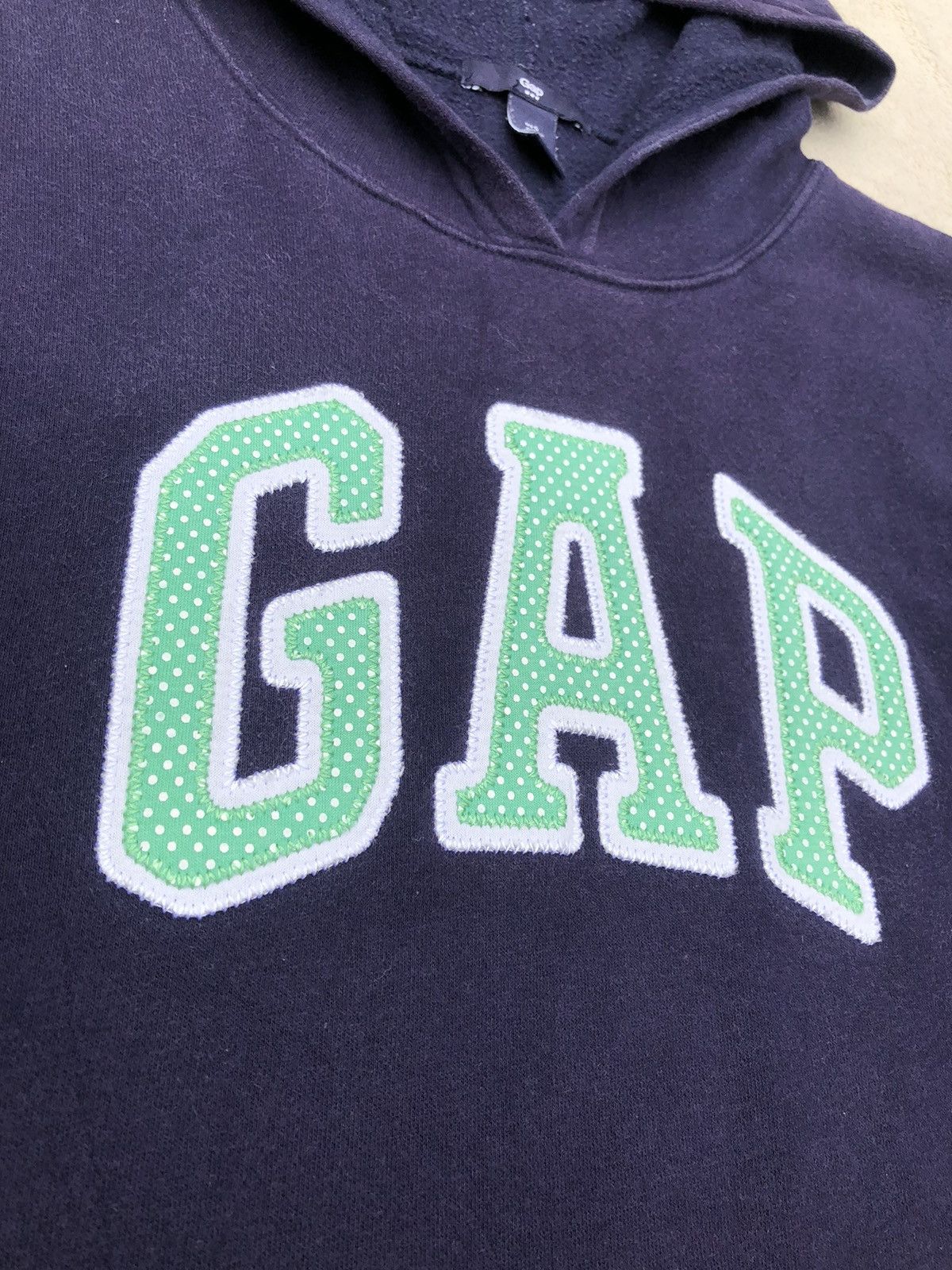 Gap × Vintage Vintage 90s GAP Big Logo Patchwork Style Hoodie Size US S / EU 44-46 / 1 - 4 Thumbnail