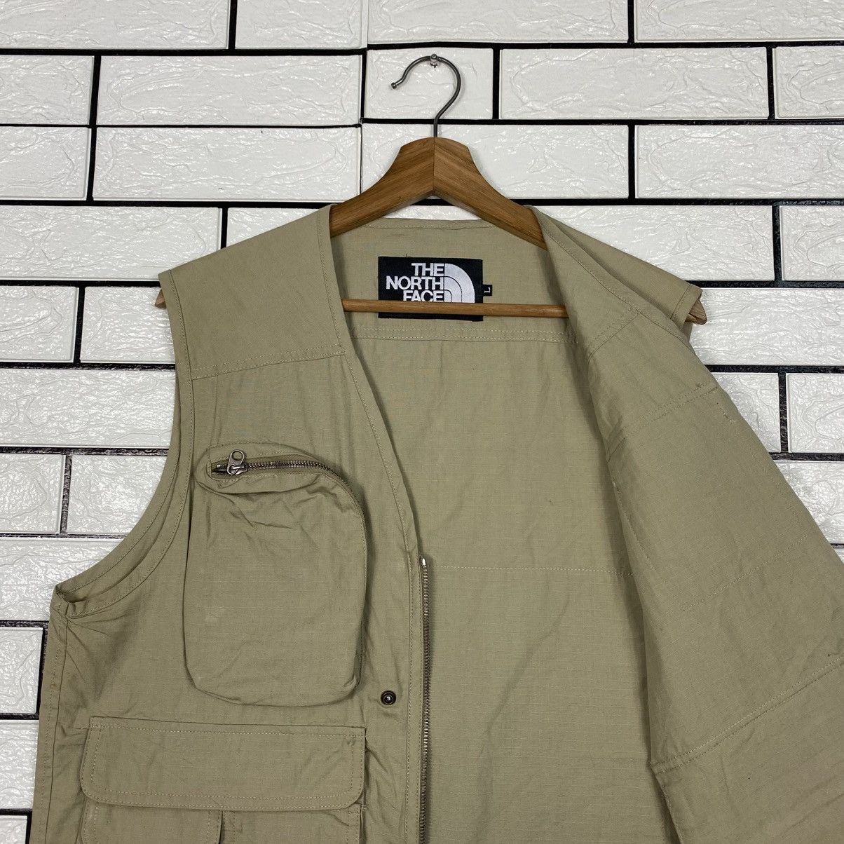 The North Face Vintage Vest Jacket The North Face Utility Multi Pocket Size US L / EU 52-54 / 3 - 13 Thumbnail