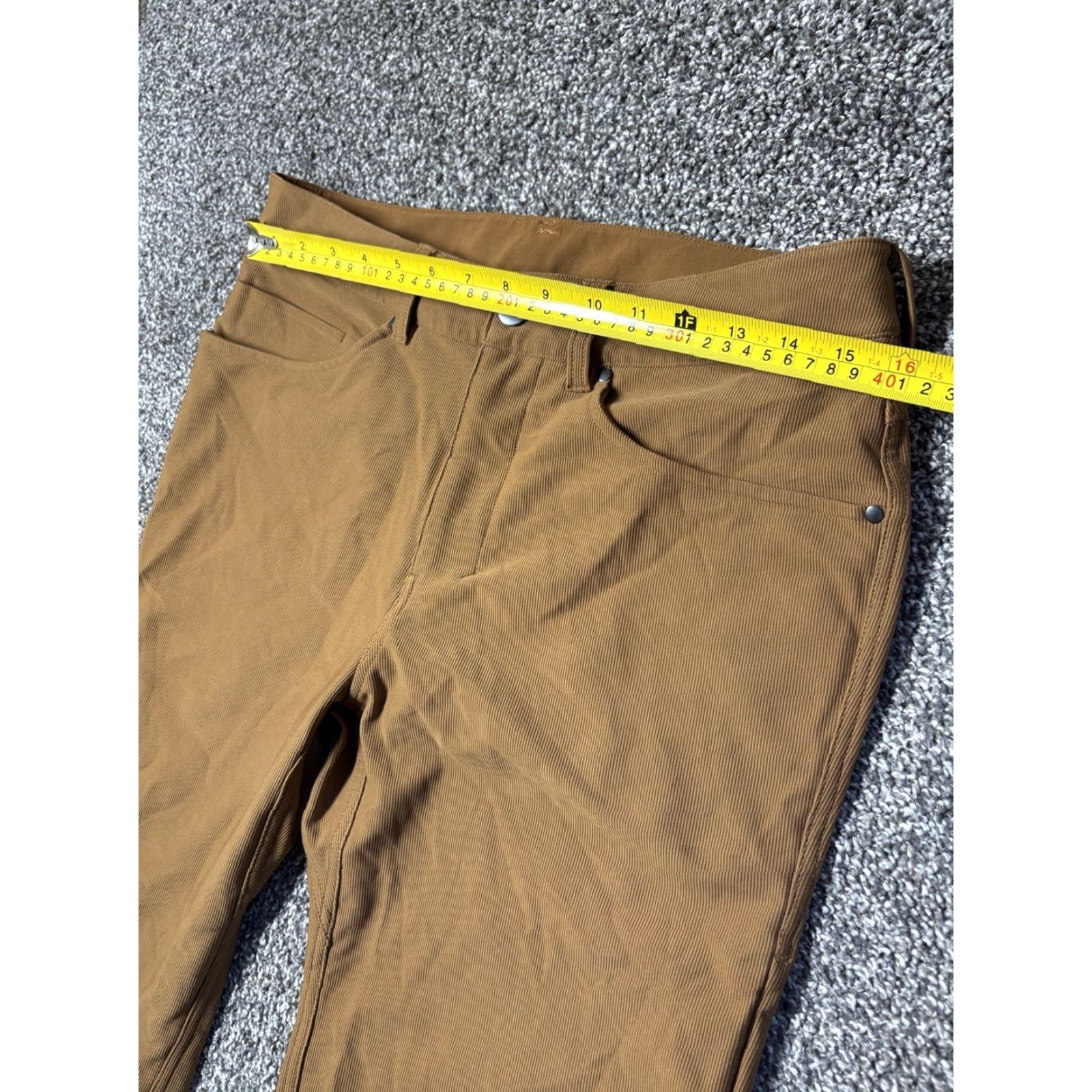 Lululemon Lululemon Chord ABC Crop Pant Men 31x28 Brown Textured Relaxed LM5AHUS Size US 31 - 5 Thumbnail