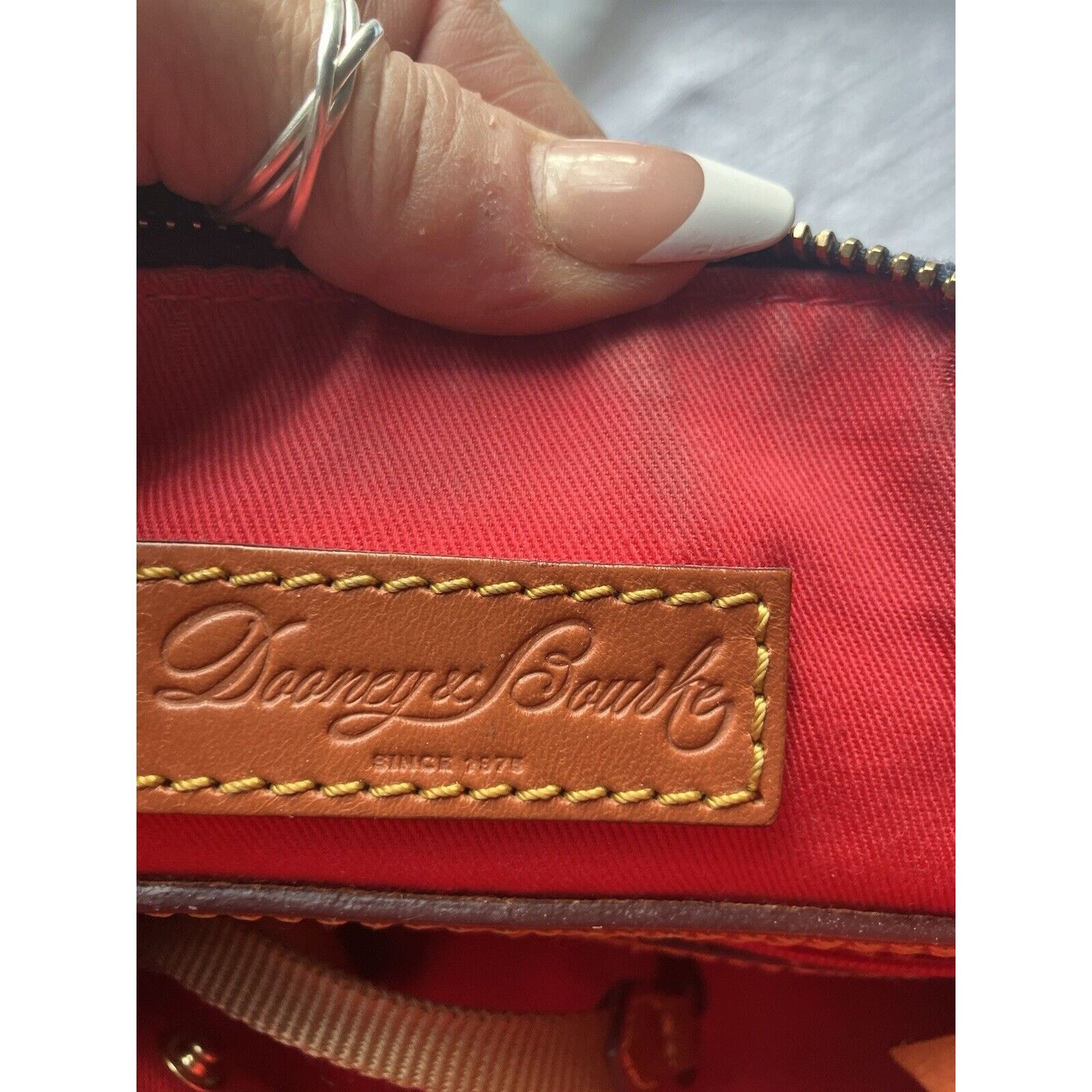 Dooney & Bourke Dooney & Bourke Gretta Hobo Navy Shoulder EUC Classic Size ONE SIZE - 6 Thumbnail