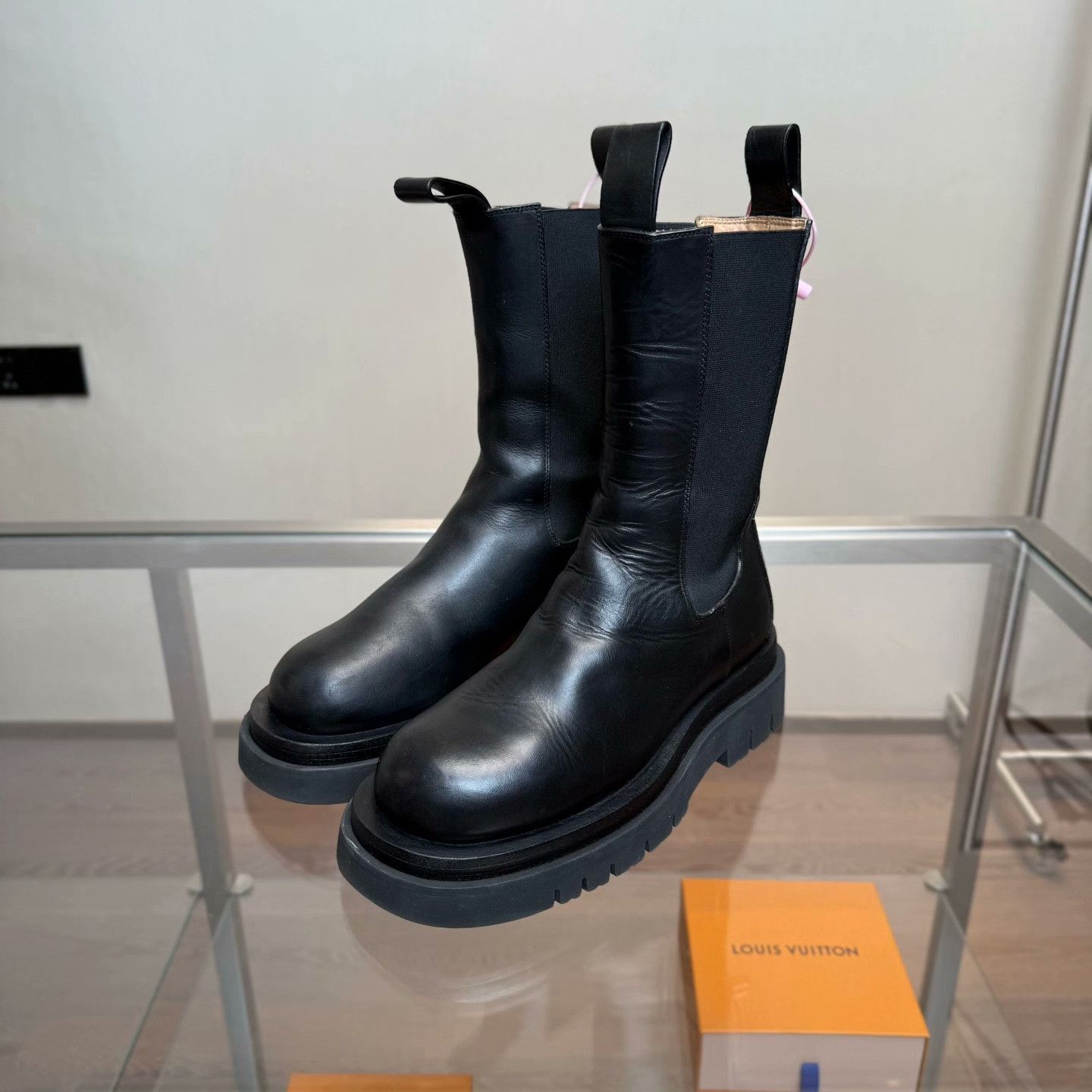 Bottega Veneta Bottega Veneta Boots 37 Women Size US 6.5 / IT 36.5 - 1 Thumbnail