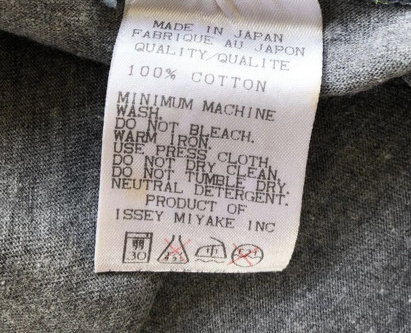 Pleats Please Issey Miyake Vintage Issey Miyake Pleat Please Big Poster Single Stitch Size US XS / EU 42 / 0 - 10 Thumbnail