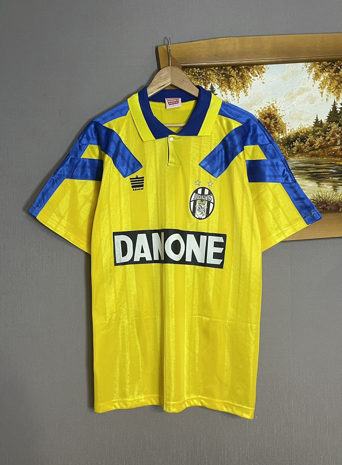 Vintage Juventus Admiral Yellow Away Jersey Size US L / EU 52-54 / 3 - 1 Thumbnail