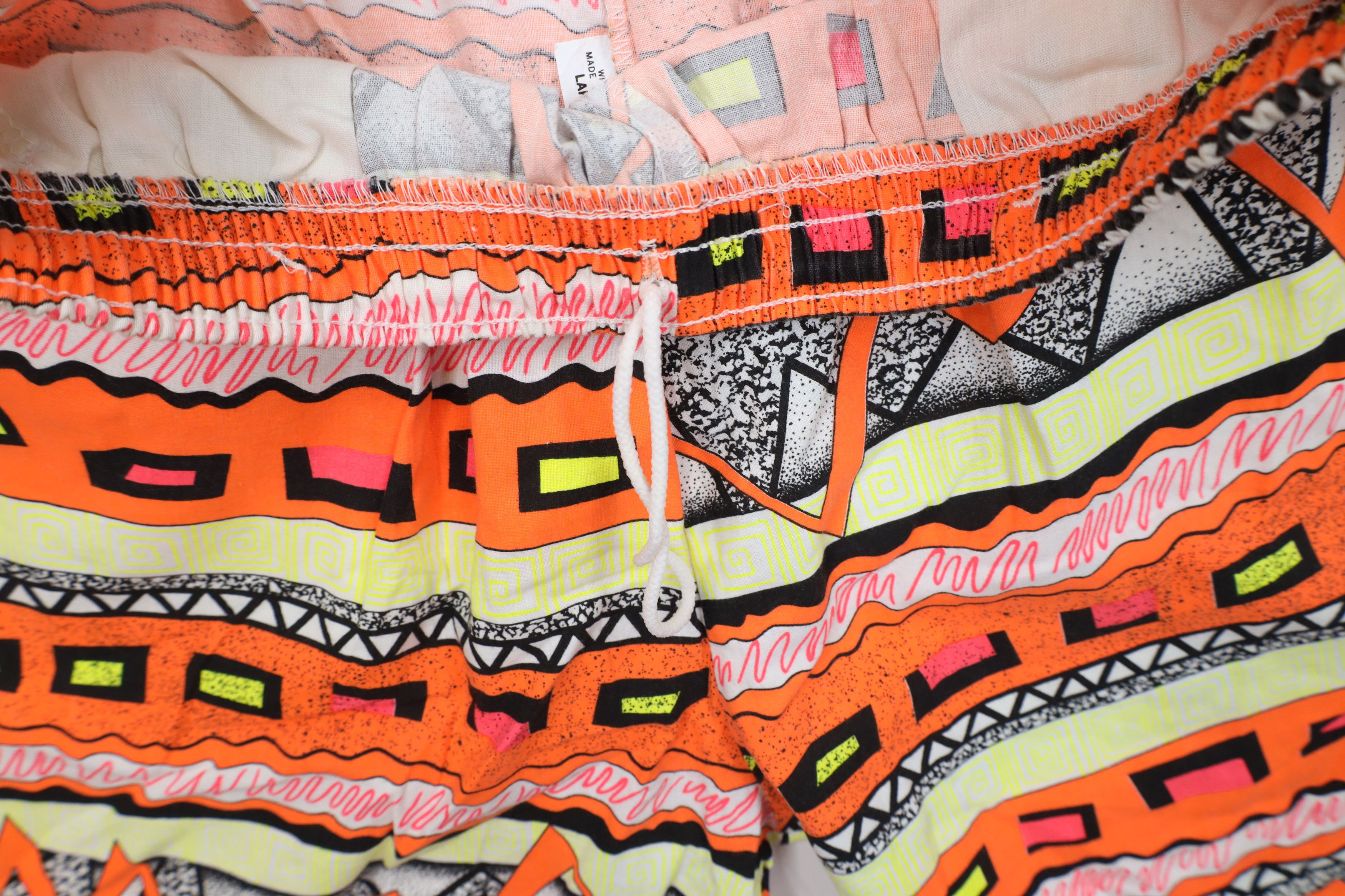Vintage Vintage 80s 90s Streetwear Surf Skateboard Shorts USA Size US 34 / EU 50 - 7 Thumbnail