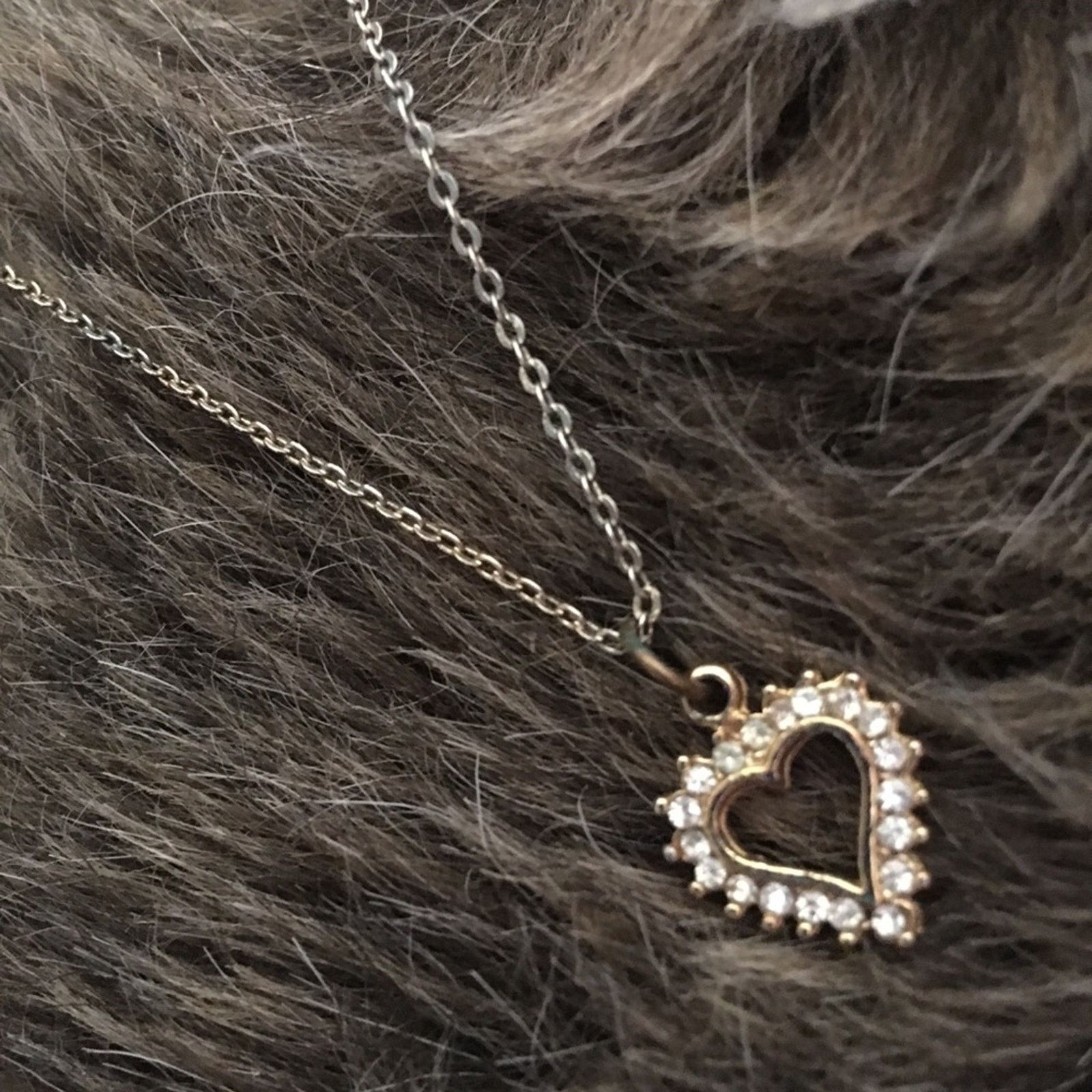 Vintage Vintage 70s gold tone rhinestone heart necklace Size ONE SIZE - 3 Thumbnail