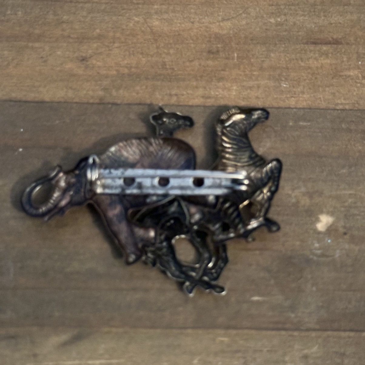 Vintage Vintage bronze copper and silver safari animals brooch Size ONE SIZE - 5 Thumbnail