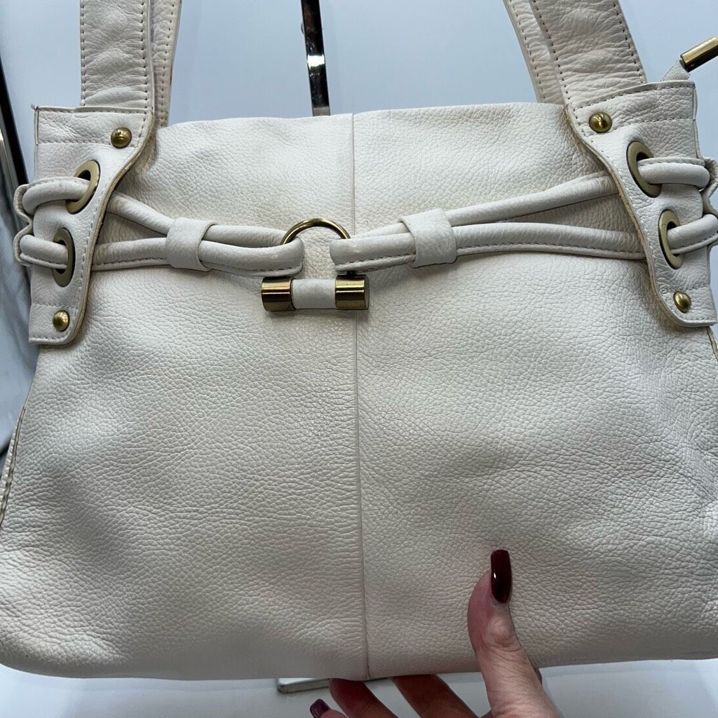 Vera Pelle Vera Pelle Vintage White Leather Shoulder **See description and pics Size ONE SIZE - 3 Thumbnail