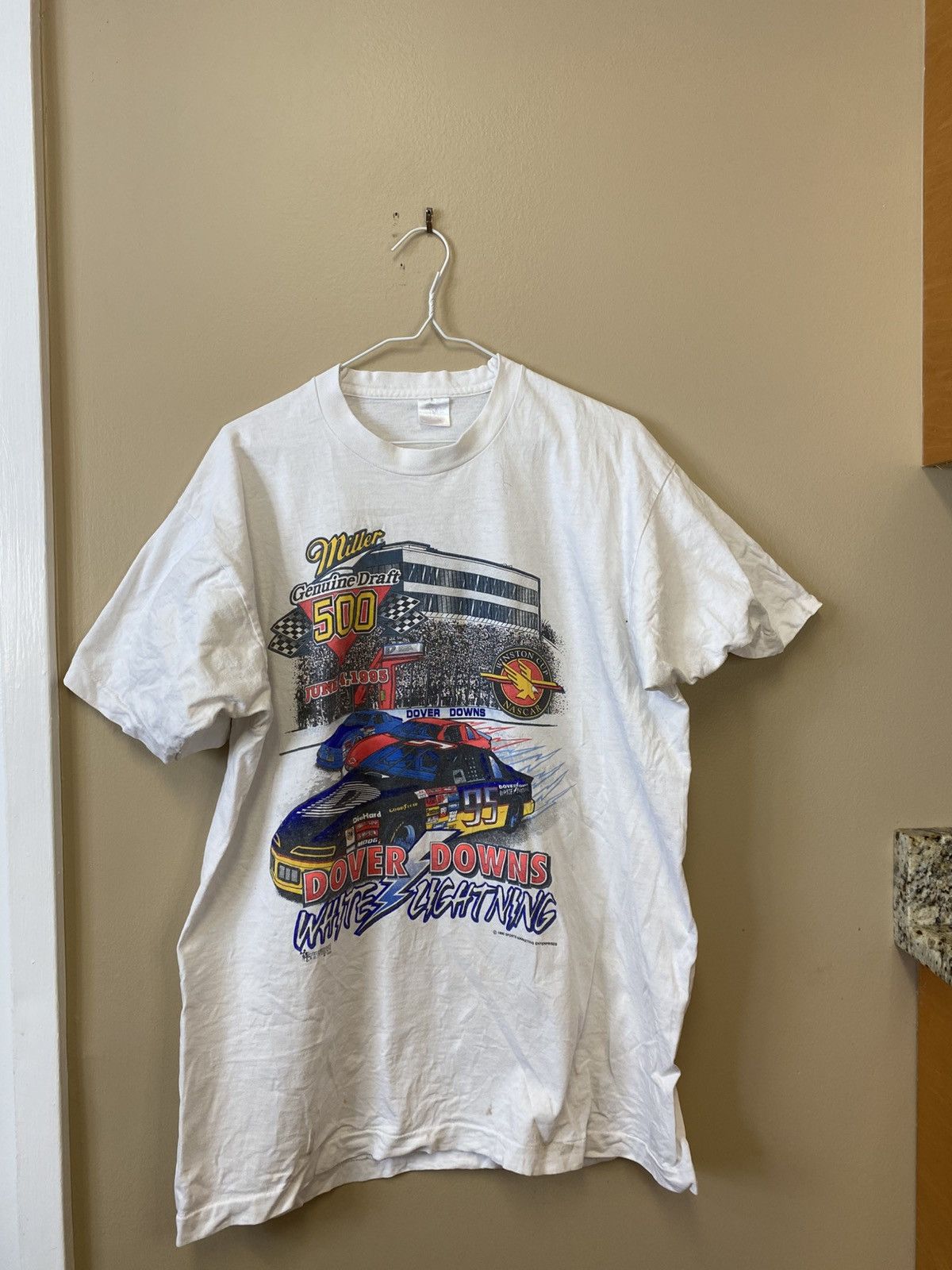 Vintage 1995 Sports Marketing Dover Downs White Lighting T-Short Size US XL / EU 56 / 4 - 1 Thumbnail