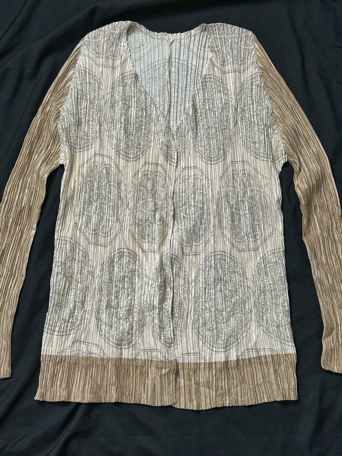Homme Plisse Issey Miyake × Issey Miyake × Pleats Please Issey Miyake Pleats Please Full Art Cardigan Long Sleeve Size M / US 6-8 / IT 42-44 - 2 Thumbnail