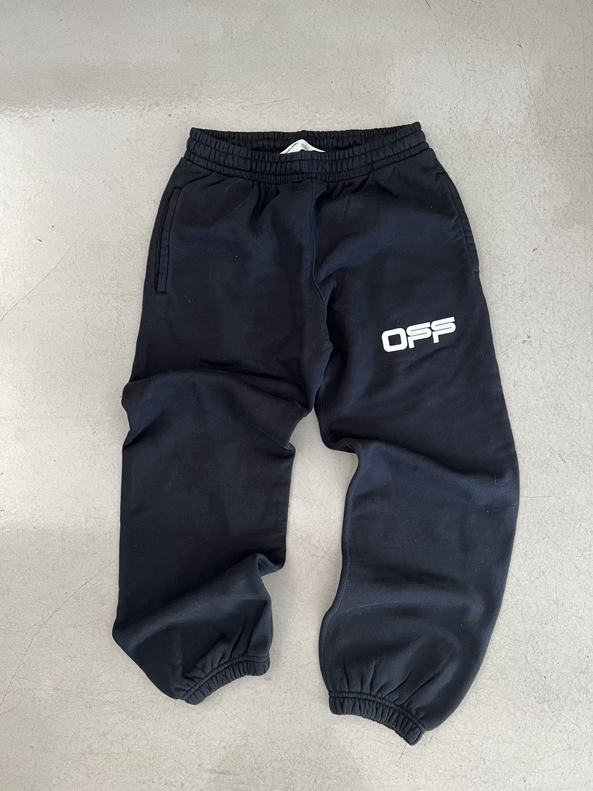 Off white black sweatpants sale