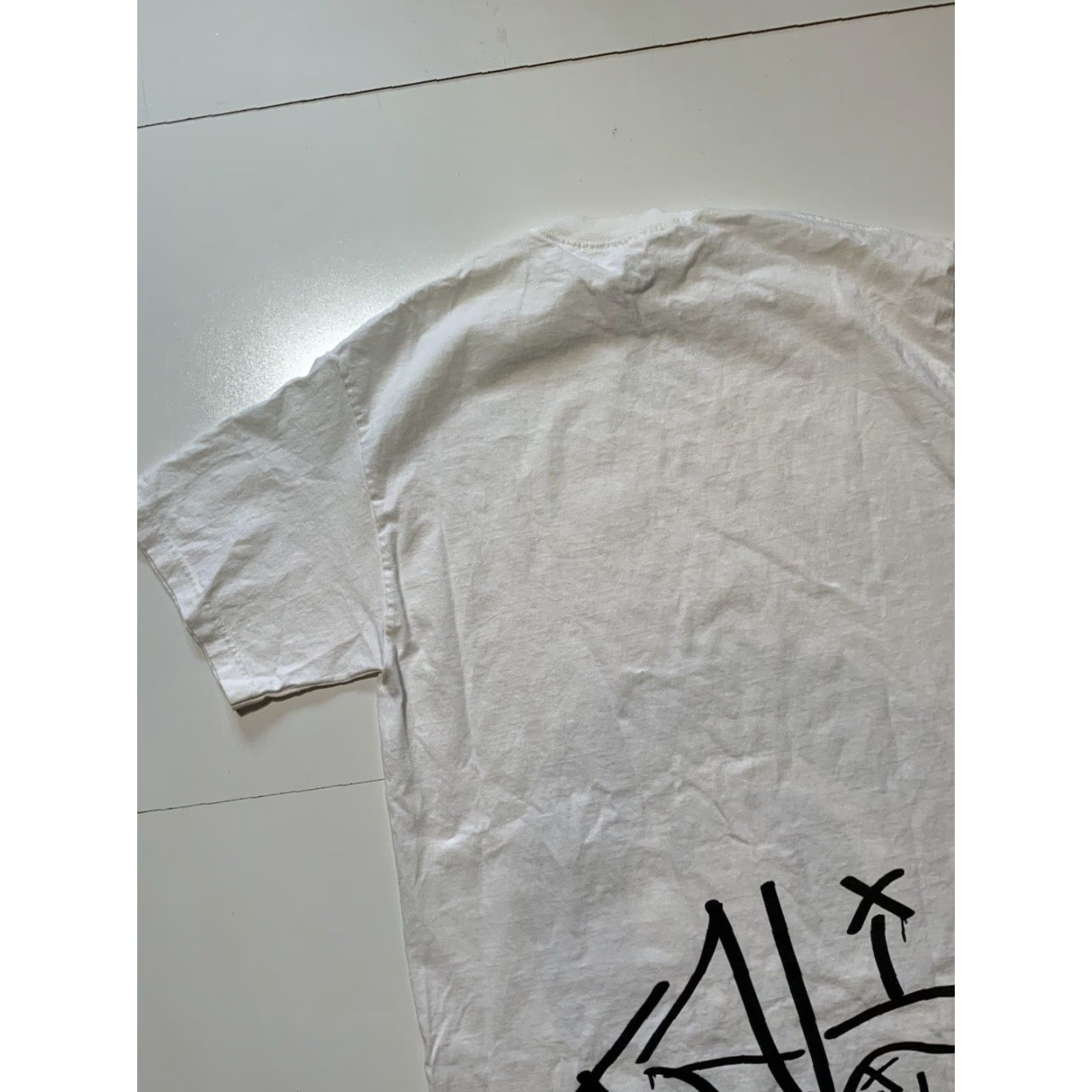 Vintage VINTAGE Official Cali Inc Tha Alkaholiks Tha Liks Los Angeles Hip Hop Rap White T-Shirt XL Men White Hip Hop Tee Size US XL / EU 56 / 4 - 4 Thumbnail