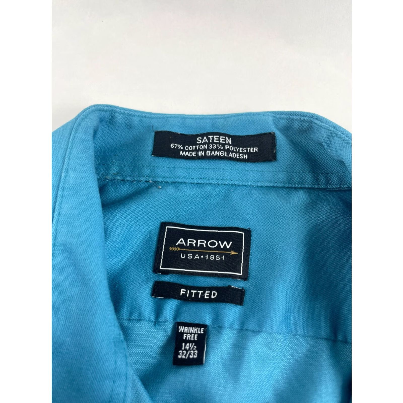 Arrow Arrow Shirt Men 14.5 32/33 Blue Sateen Fitted Button-Up Long Sleeve Pocket Size US M / EU 48-50 / 2 - 7 Thumbnail
