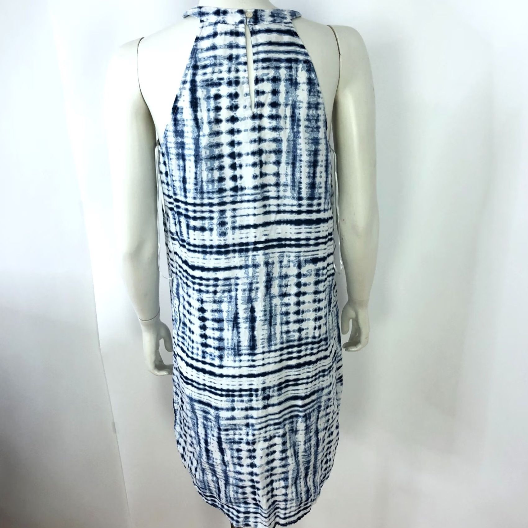 Cynthia Rowley Cynthia Rowley Dress Eyelet Tie Dye 100% Linen Above Knee Blue S Sleeveless A-Line Women Regular Size Small Mint Vintage NoN/A Size S / US 4 / IT 40 - 3 Thumbnail
