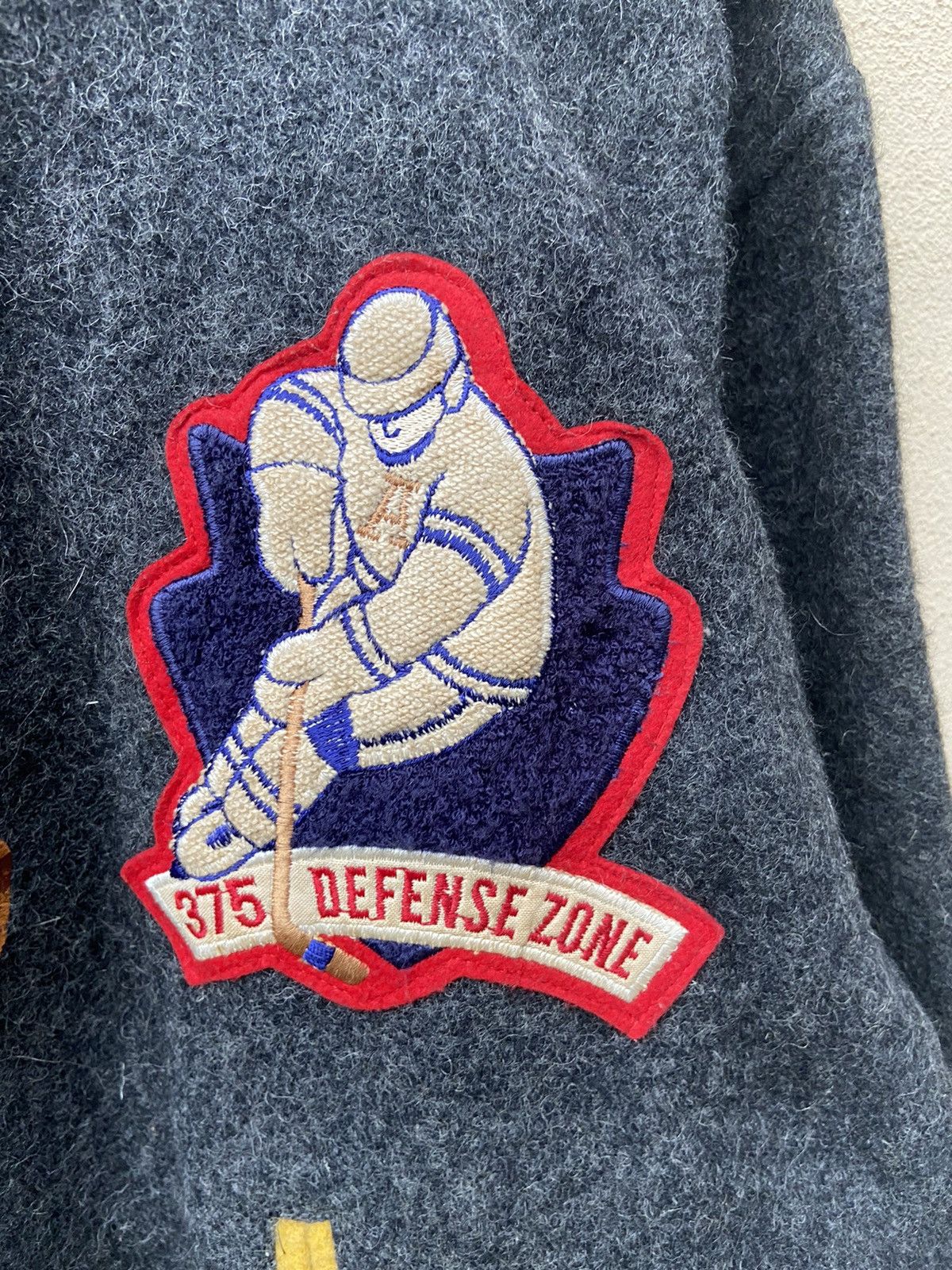 NHL Vintage 80s Alabama jacket wool 375 defense zone Size US M / EU 48-50 / 2 - 8 Thumbnail