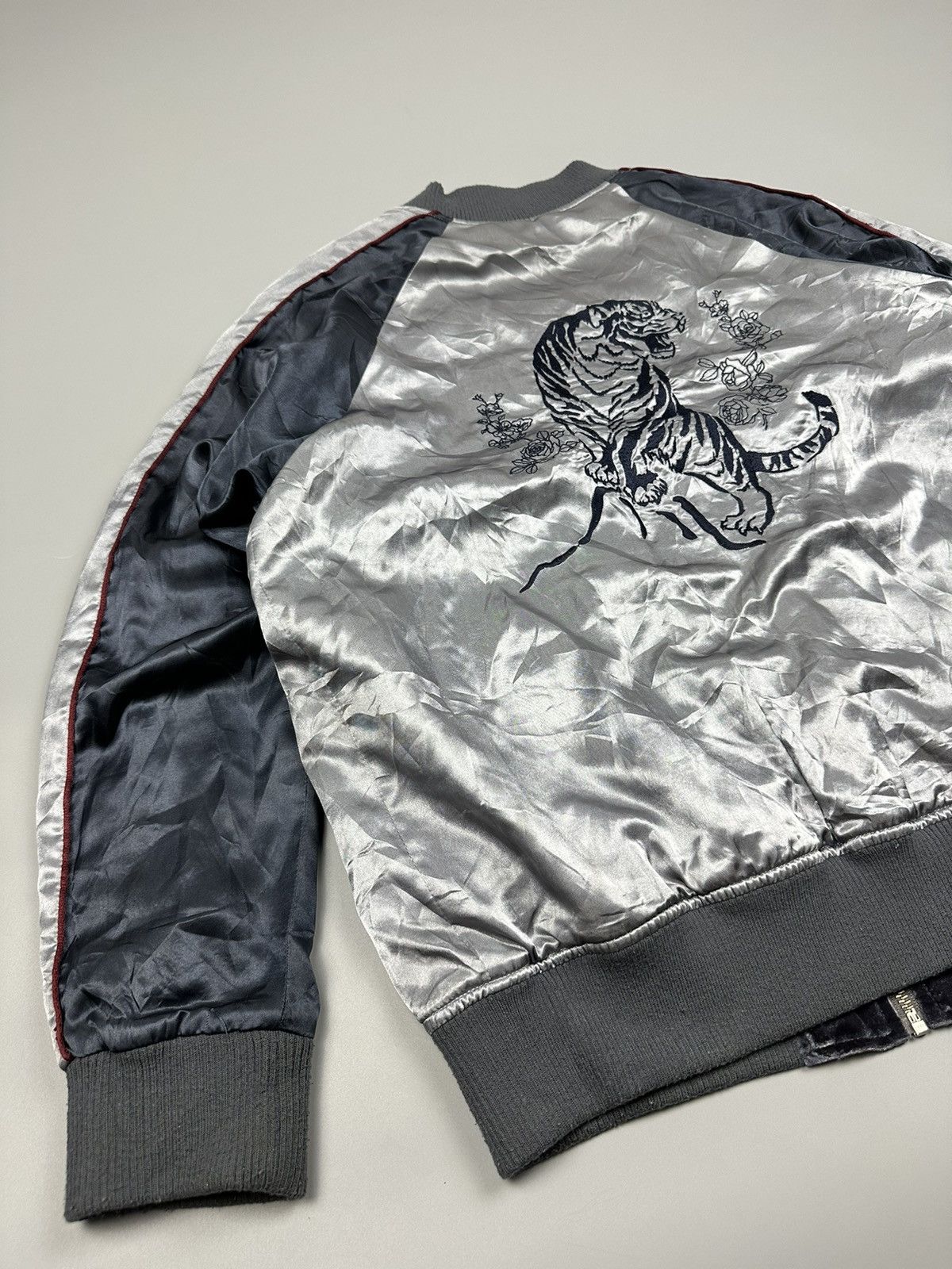 Japanese Brand Japanese Sukajan Embroidered Reversible Suede Jacket Size US M / EU 48-50 / 2 - 8 Thumbnail