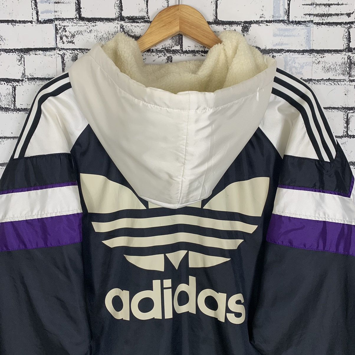 Adidas Adidas Back Print Big Logo Windbreaker Size M / US 6-8 / IT 42-44 - 7 Thumbnail