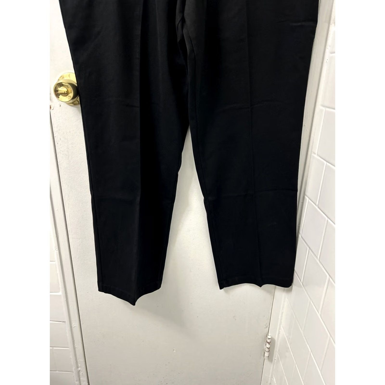 Dockers VINTAGE Dockers Pants Mens Sz 40x30 Black Waistband Classic Fit All Motion Comfort YKK Size US 40 / EU 56 - 3 Thumbnail
