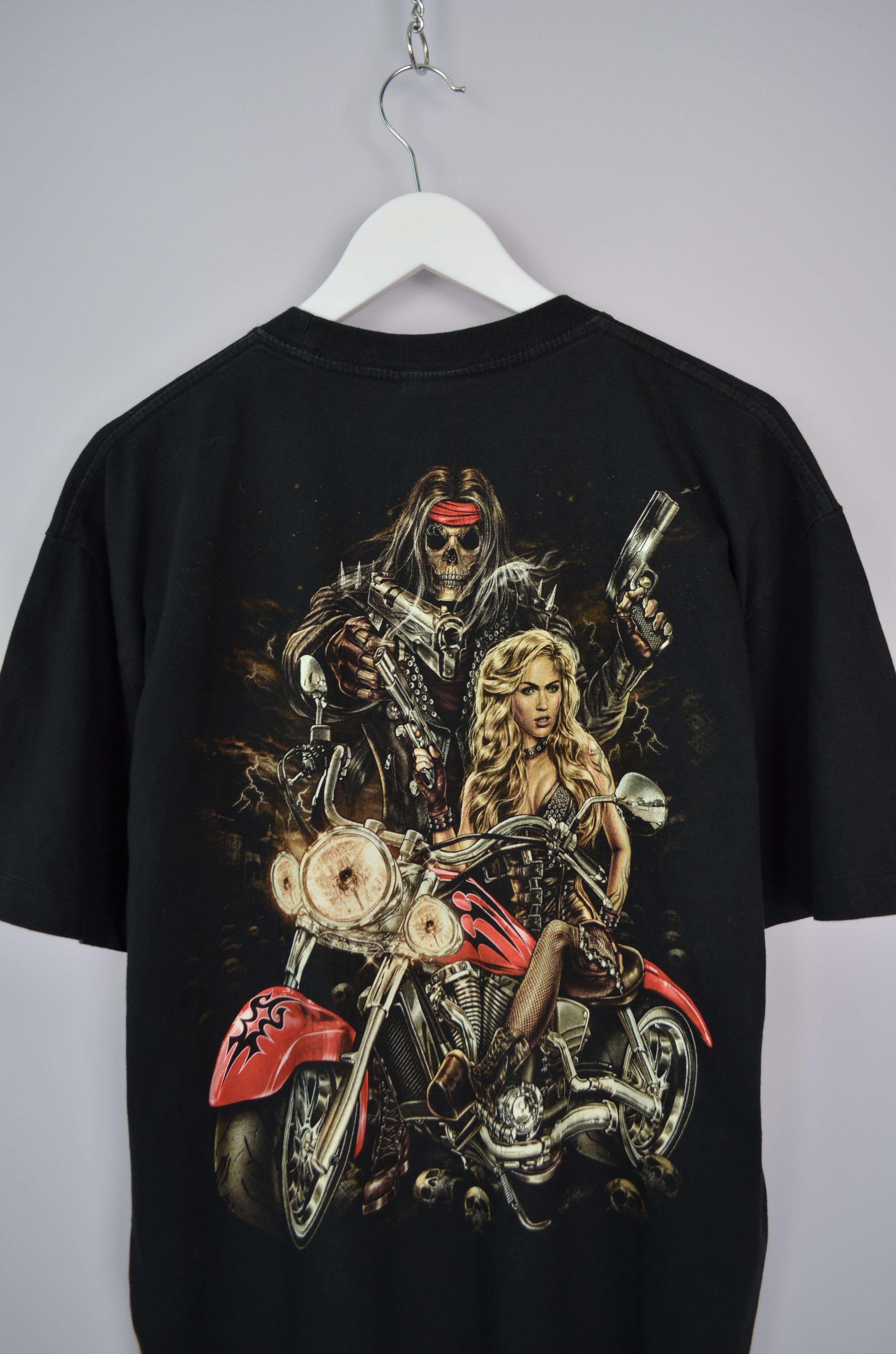 Other Vintage WILD Skull Bike Rock Girl Print T Shirt L 90s y2k Size US L / EU 52-54 / 3 - 8 Thumbnail