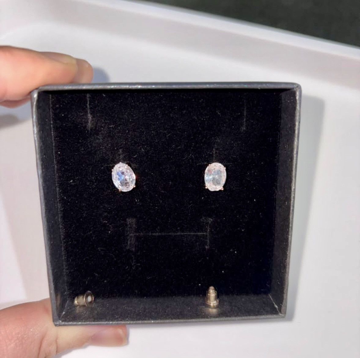 Other 1CT Gold Oval Moissanite Earrings Size ONE SIZE - 1 Thumbnail
