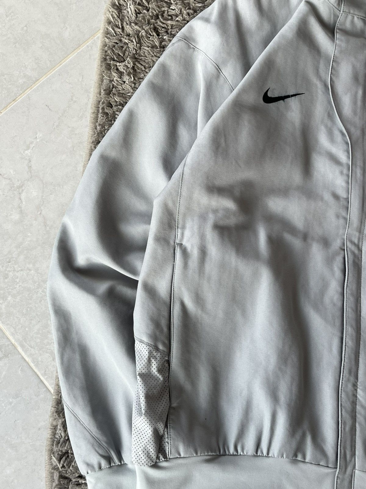 Nike Vintage capes PSG Size US M / EU 48-50 / 2 - 5 Thumbnail