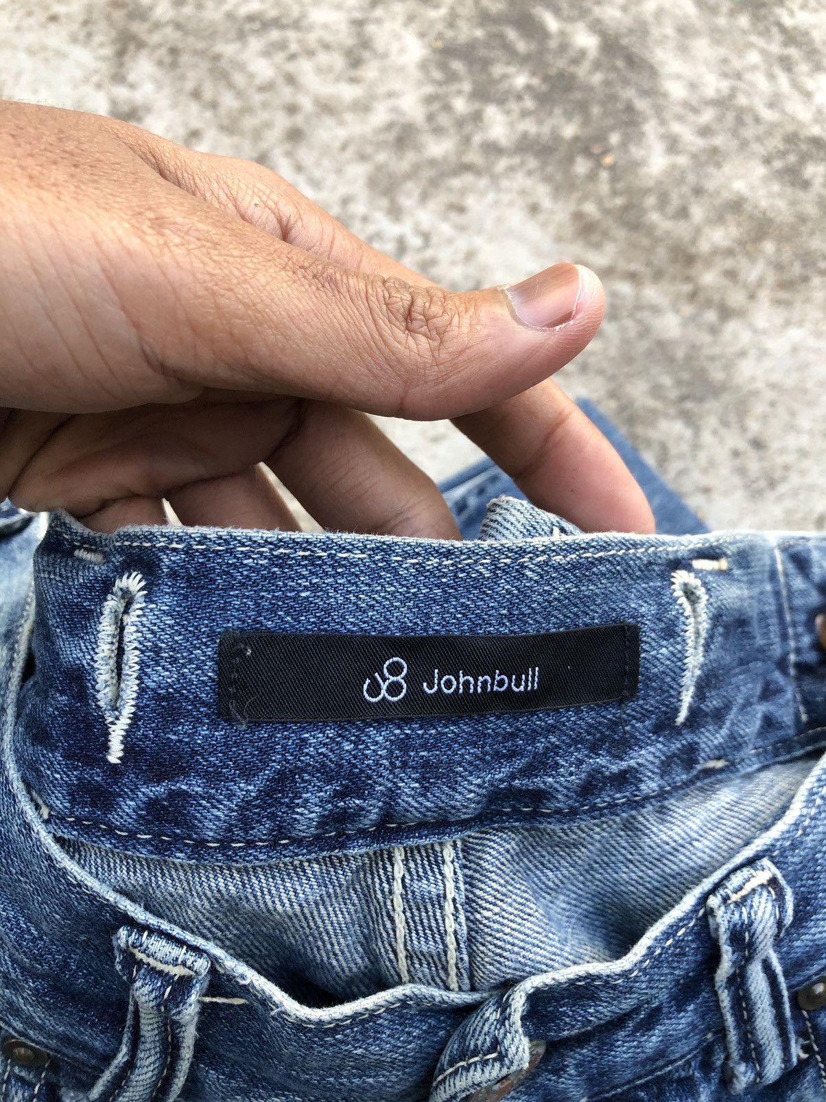 Johnbull SELVEDGE BUCKLE BACK DISTRESSED DENIM Size US 30 / EU 46 - 6 Thumbnail