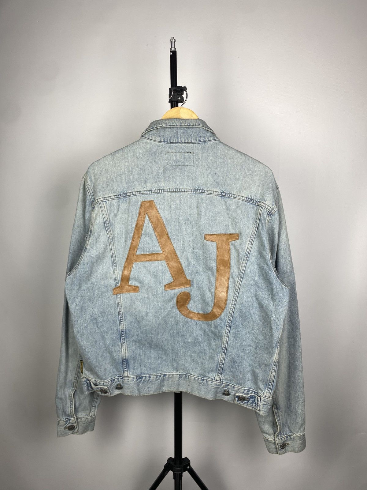 Giorgio Armani Vintage 90s Armani Jeans BIG LOGO Denim Jacket Size US M / EU 48-50 / 2 - 1 Thumbnail