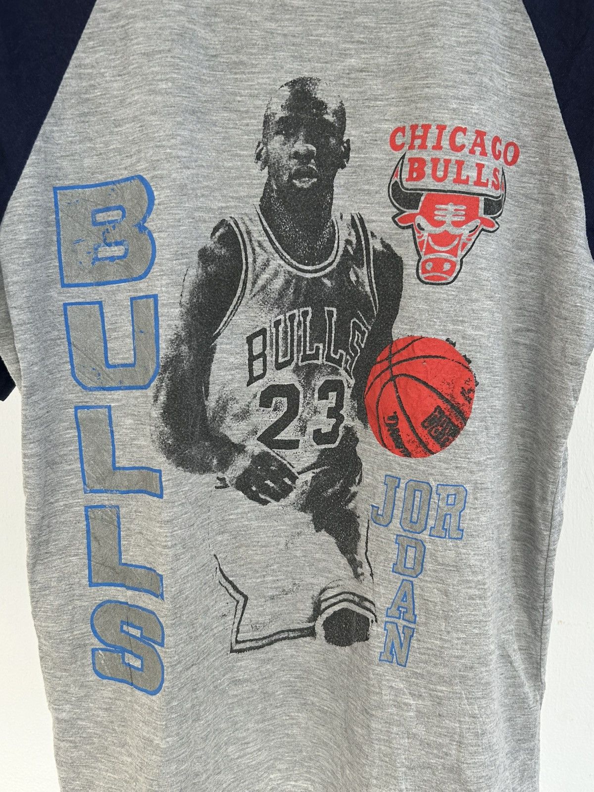 Jordan Brand Raglan Jordan Chicago Bulls Vintage T Size US M / EU 48-50 / 2 - 1 Thumbnail