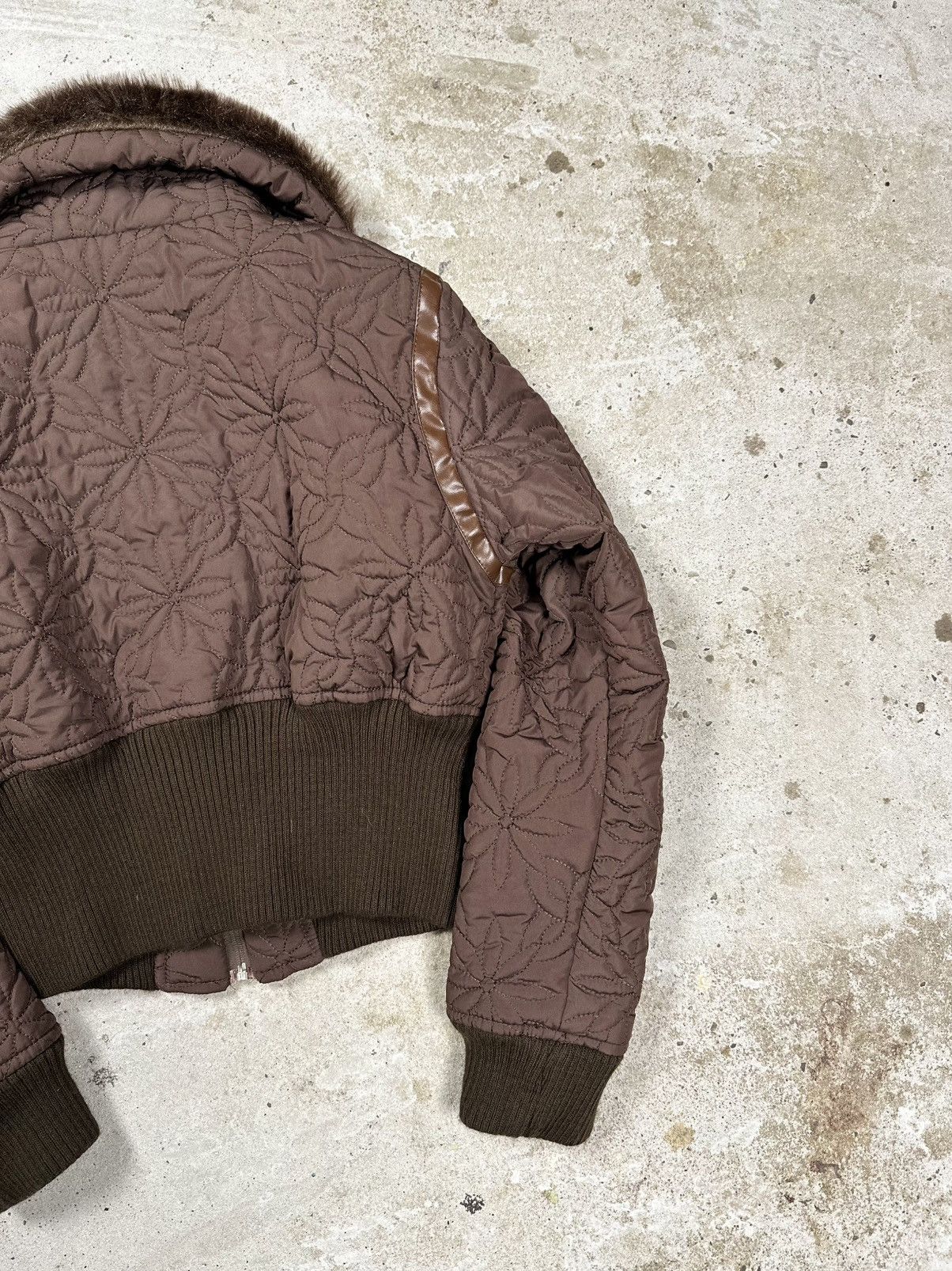 If Six Was Nine × Japanese Brand × Le Grande Bleu (L.G.B.) Vintage Y2K Faux Fur Brown Collar Bomber Jacket Size US XS / EU 42 / 0 - 7 Thumbnail