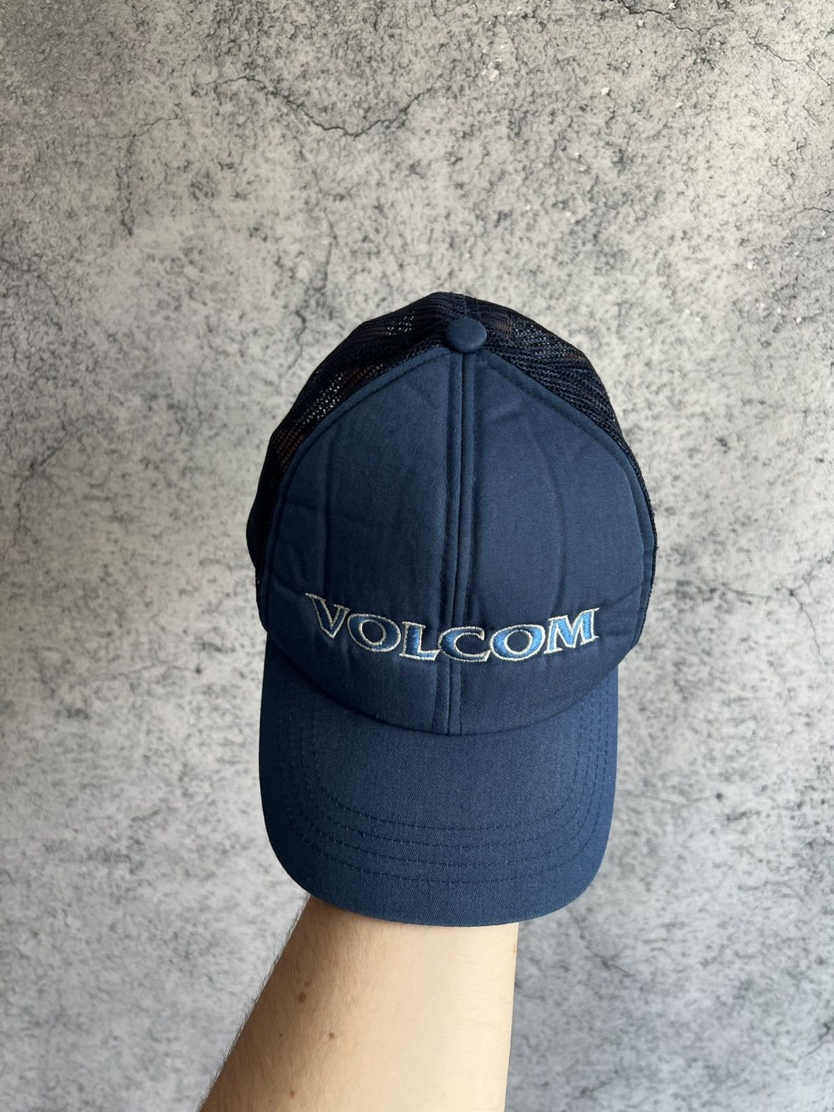 Volcom Volcom Vintage Trucker Cap Blue One Size Made In Korea Size ONE SIZE - 6 Thumbnail