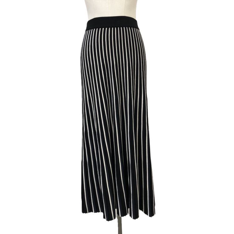 Max Mara Weekend MaxMara Striped Knit Midi Skirt Size S Size 25" / US 0 / IT 36 - 1 Thumbnail