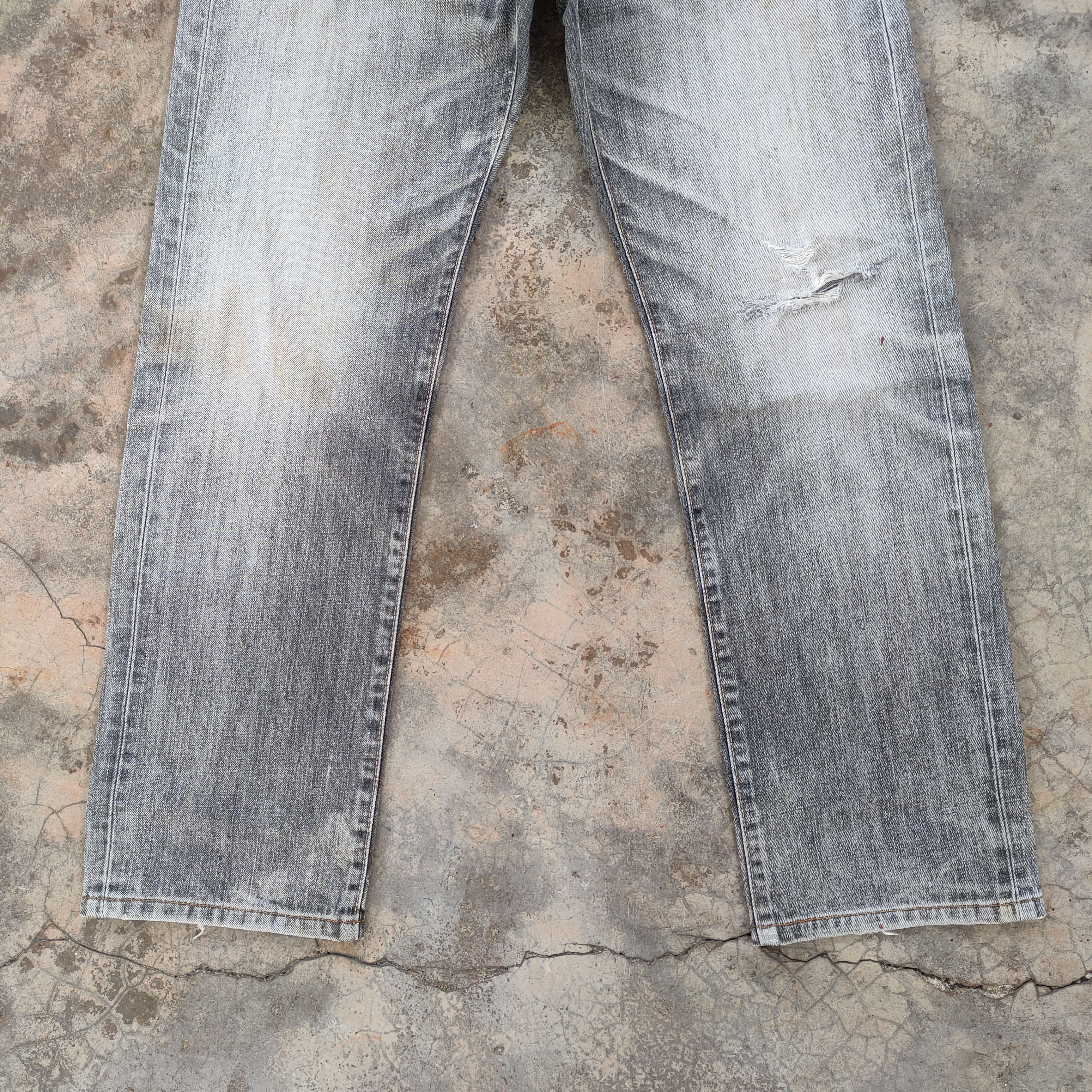 Japanese Brand JAPANESE VINTAGE FADED RIPPED JEANS DENIM PANTS Size US 32 / EU 48 - 5 Thumbnail