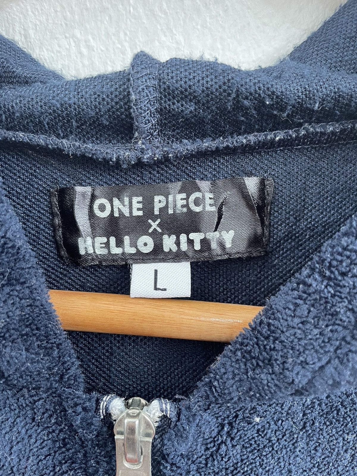 20471120 × Anime × One Piece Vintage One Piece x Hello Kitty Anime Zipper Hoodie Shirt Size US L / EU 52-54 / 3 - 4 Thumbnail