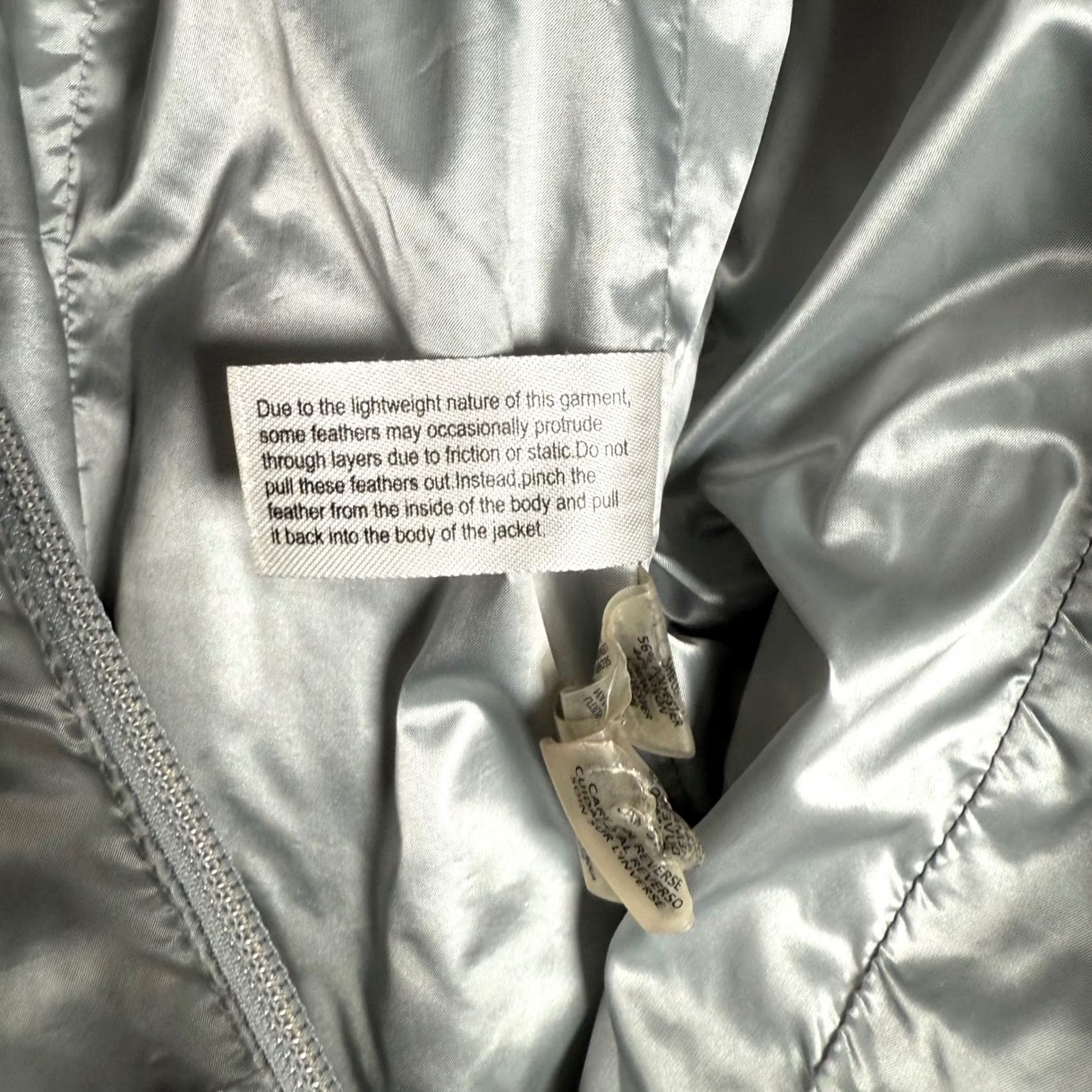 Calvin Klein Calvin Klein Silver Puffer Vest Women Small Down Fill Lightweight Padded Zip Full Zip Pockets Quilted Outdoor Casual Travel Sleeveless Vest Size S / US 4 / IT 40 - 4 Thumbnail