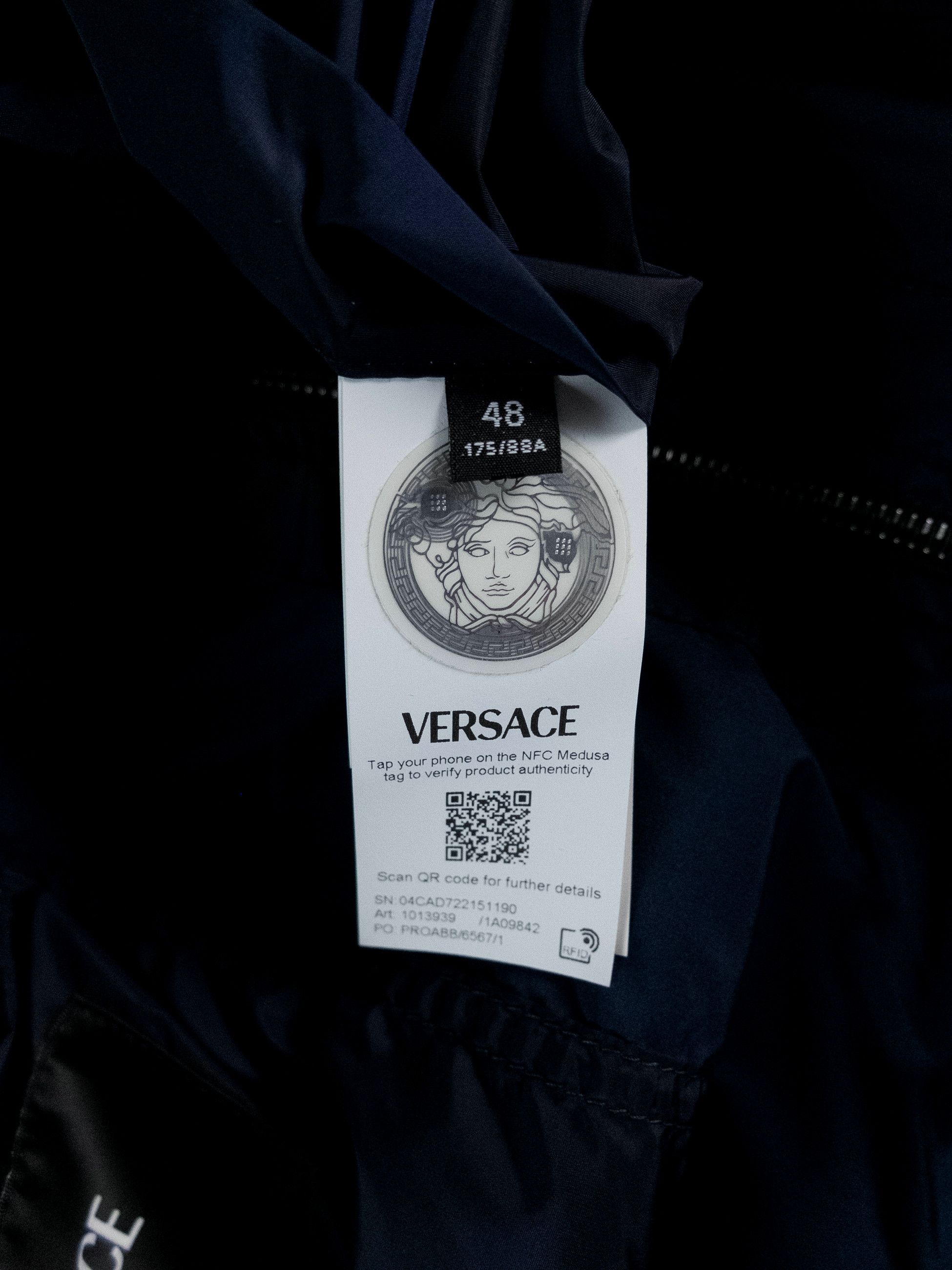 Versace VERSACE navy blue Nautical nylon windbreaker Medium Size US M / EU 48-50 / 2 - 13 Thumbnail