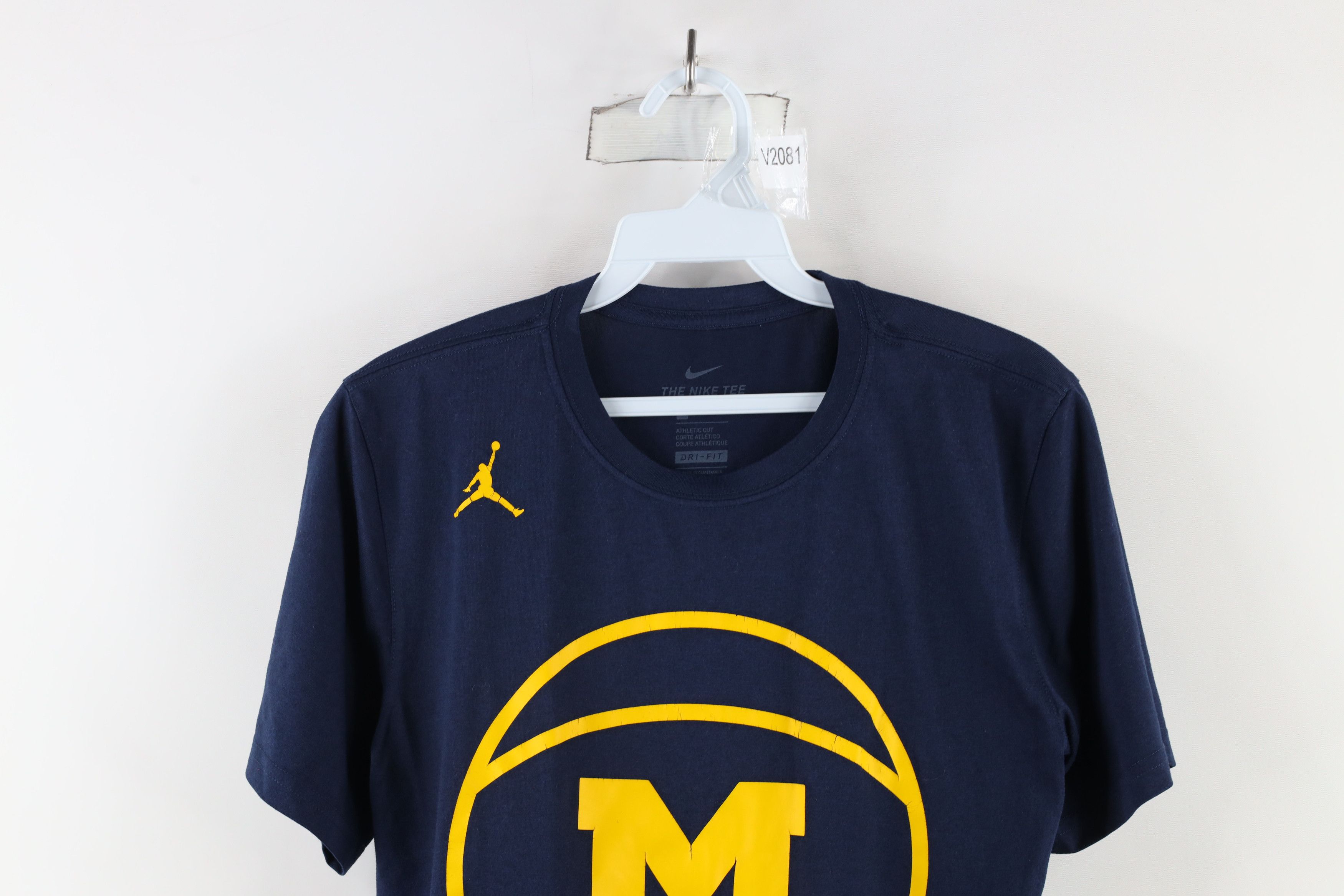 Nike × Vintage Nike Air Jordan University of Michigan Basketball T-Shirt Size US S / EU 44-46 / 1 - 2 Thumbnail