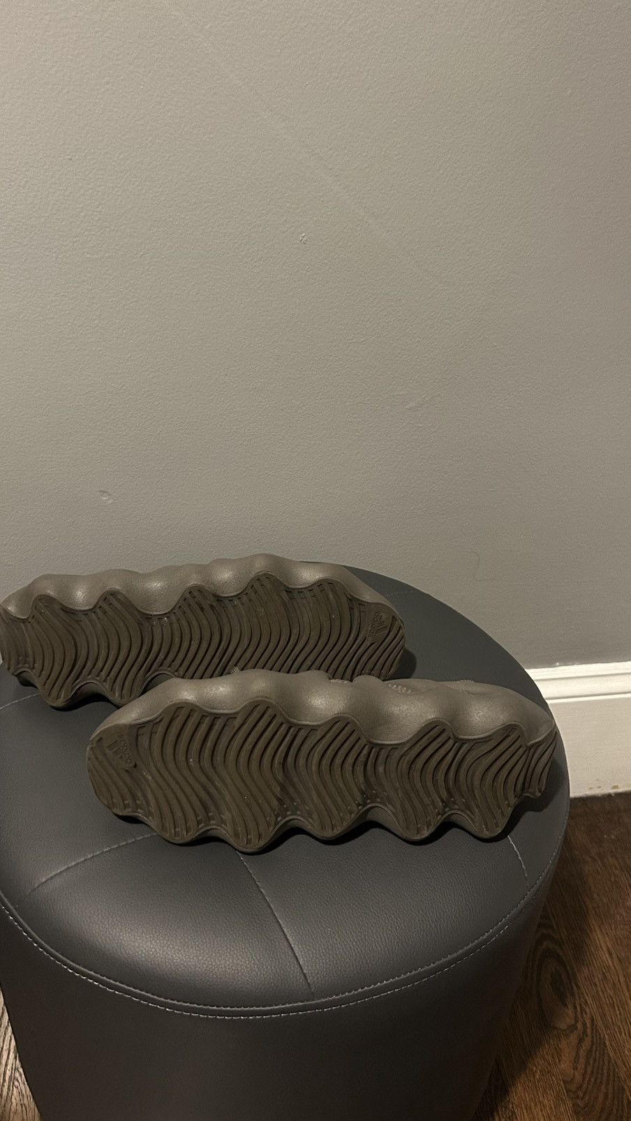 Adidas Yeezy 450 Cinder Size US 9.5 / EU 42-43 - 8 Thumbnail