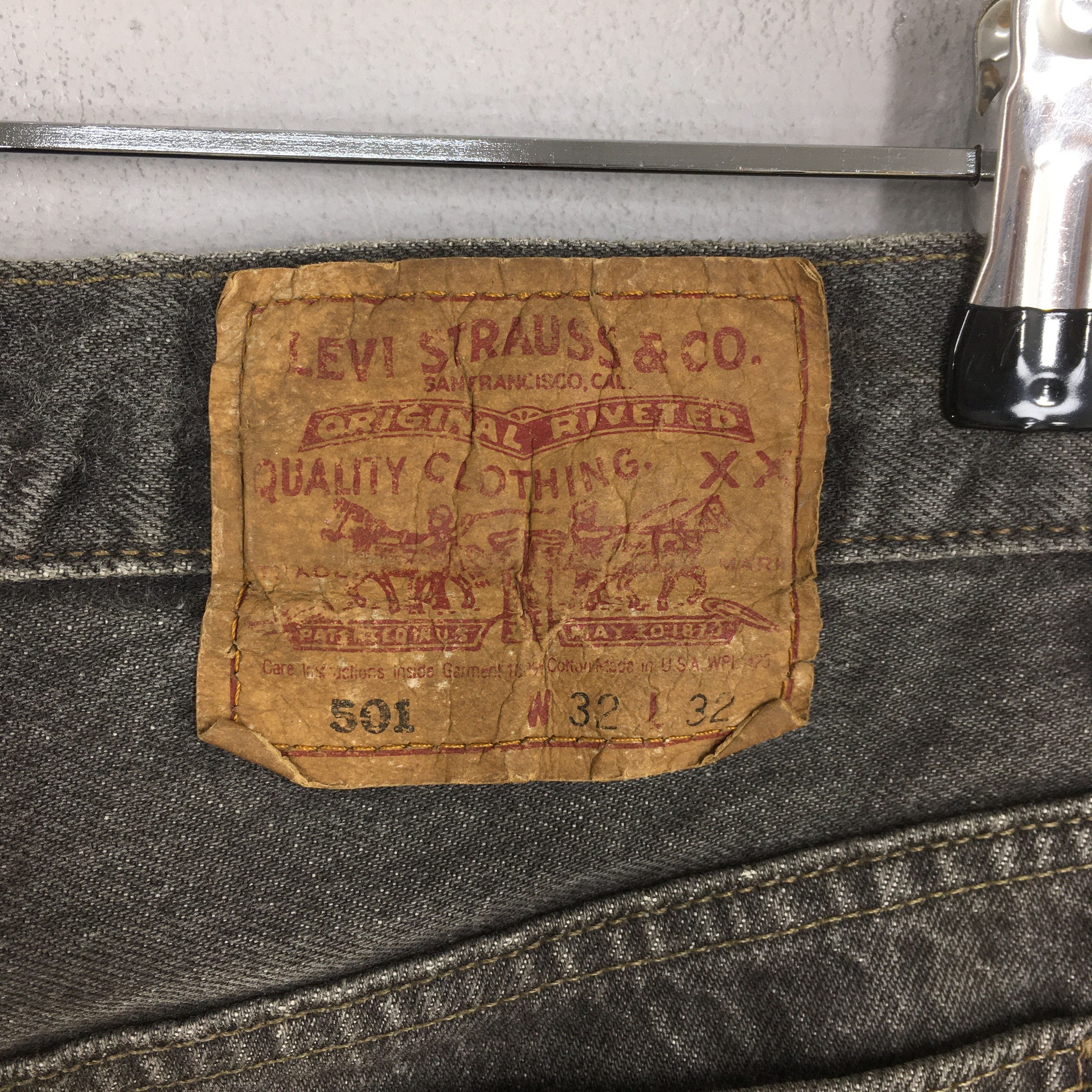 Levi's Size 29x29.5 Vintage 80s Levi's 501 Black Jeans S518 Size US 29 - 11 Thumbnail